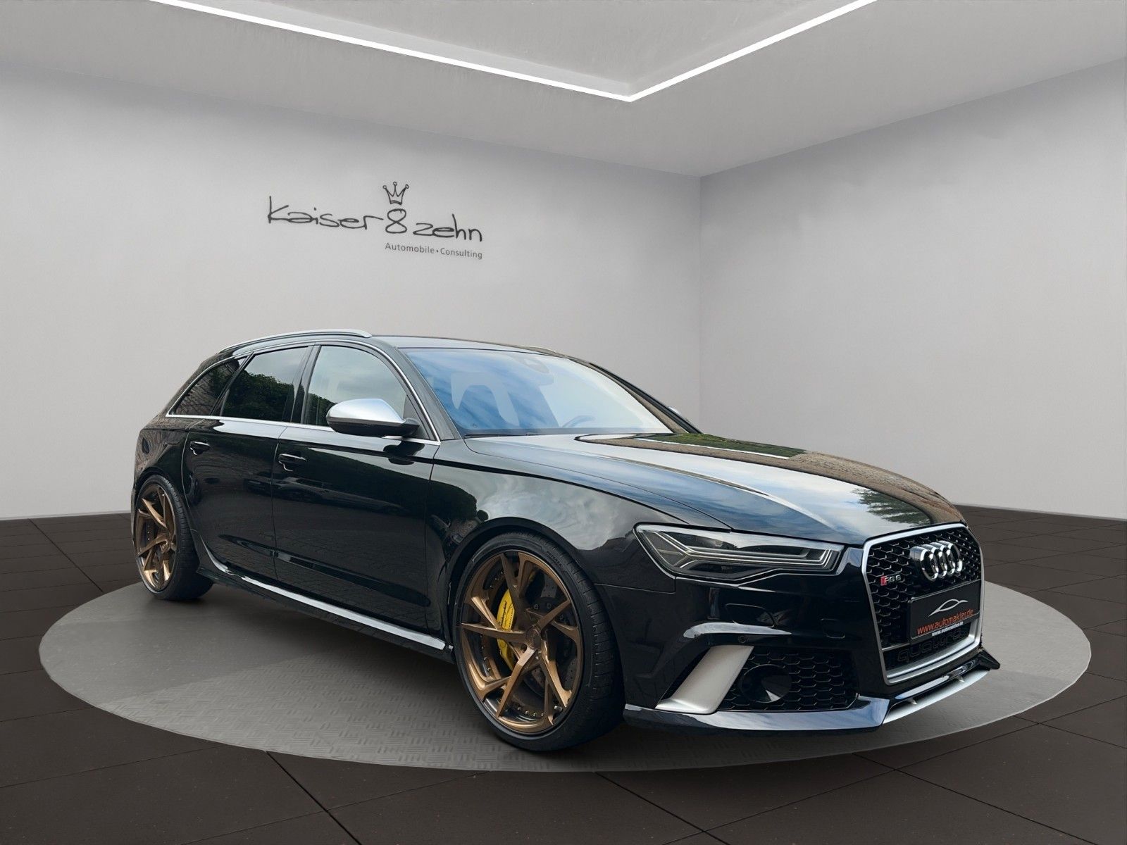 Fahrzeugabbildung Audi RS 6 Avant 4.0 TFSI quattro *Keramikbremse*