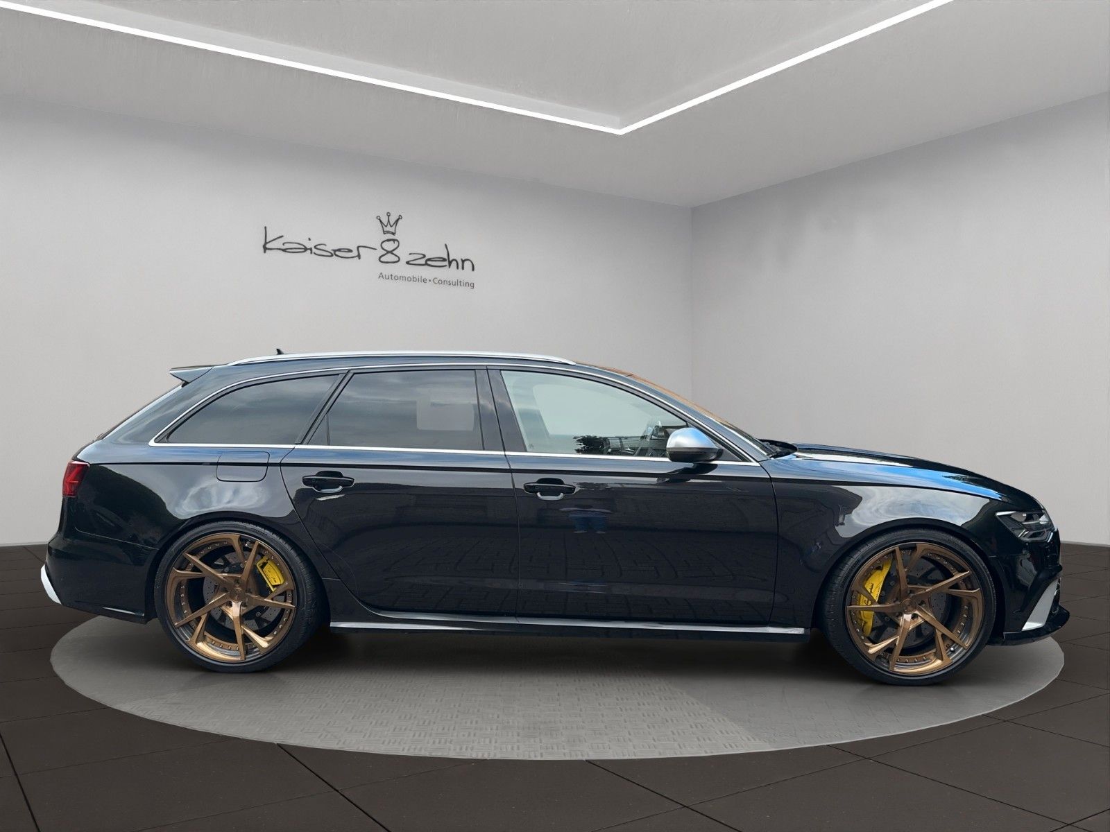 Fahrzeugabbildung Audi RS 6 Avant 4.0 TFSI quattro *Keramikbremse*