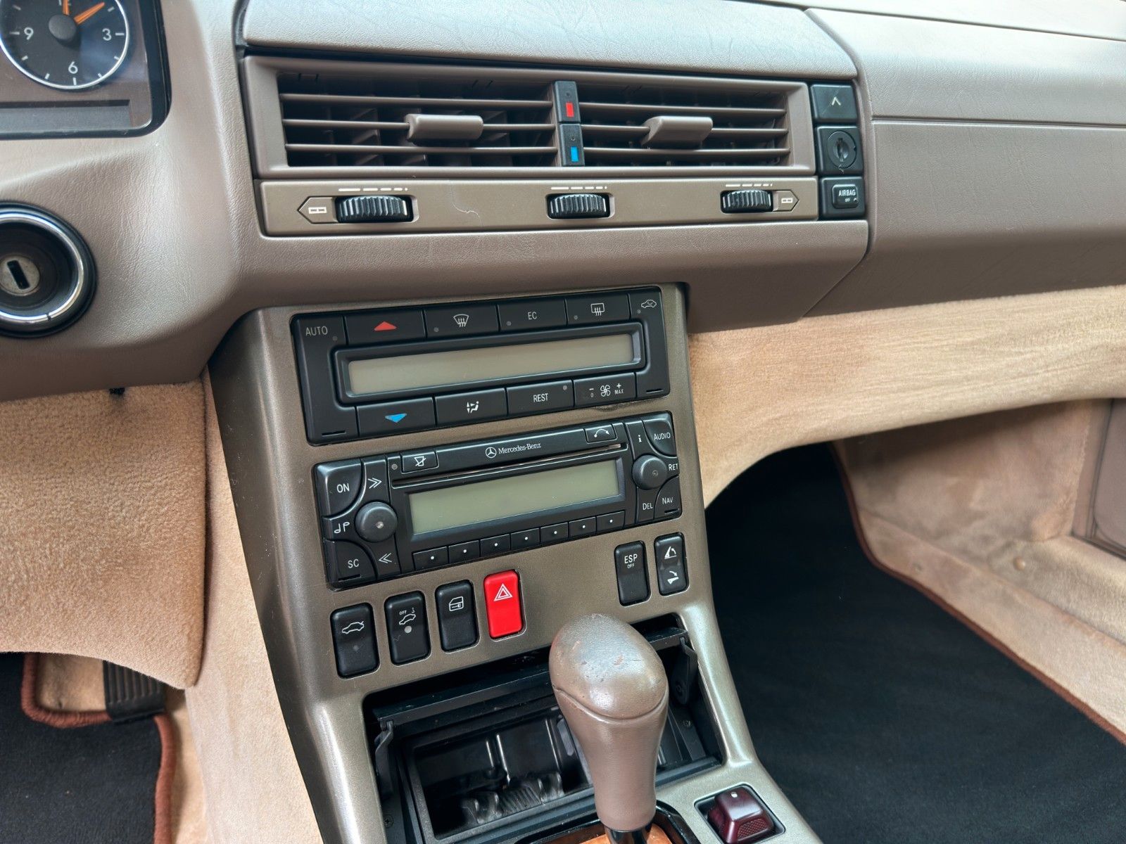 Fahrzeugabbildung Mercedes-Benz SL 500 R129