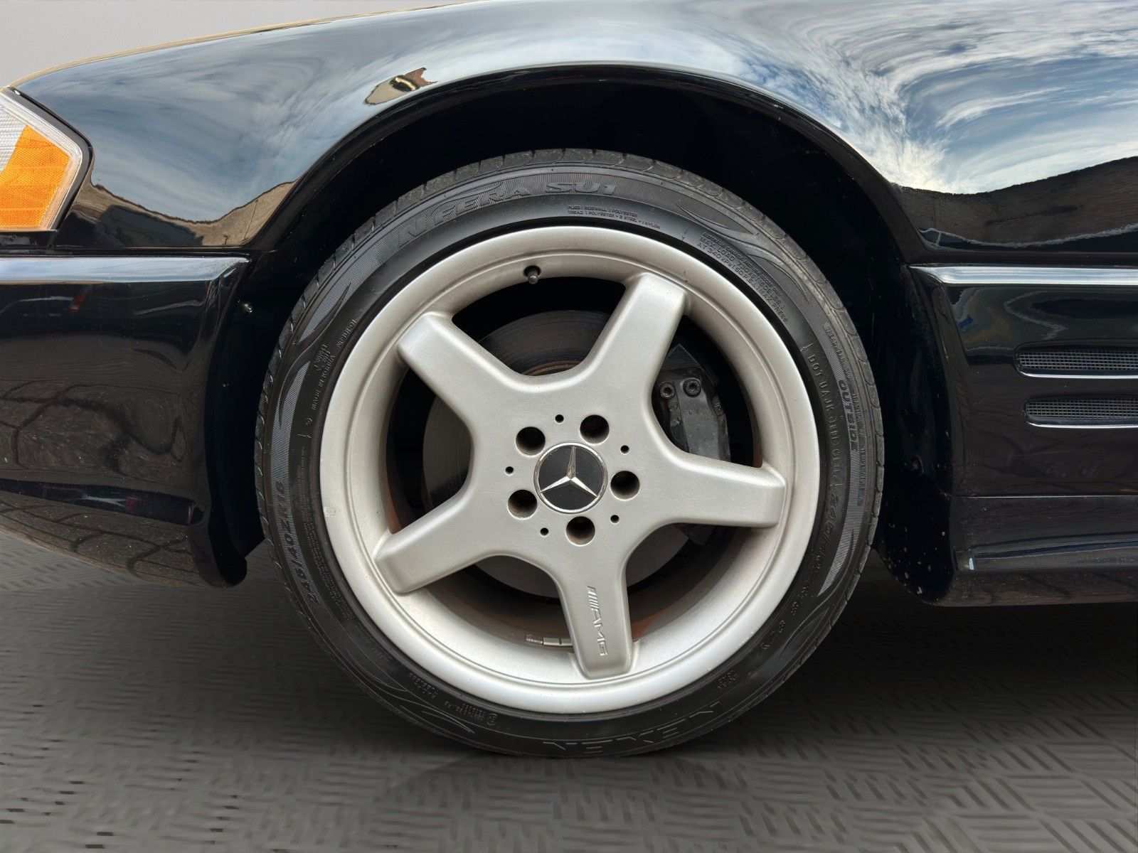 Fahrzeugabbildung Mercedes-Benz SL 500 R129