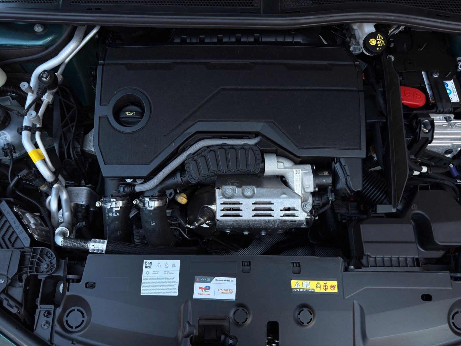 Fahrzeugabbildung Peugeot 308 SW Hybrid 145 Allure *CarPlay*