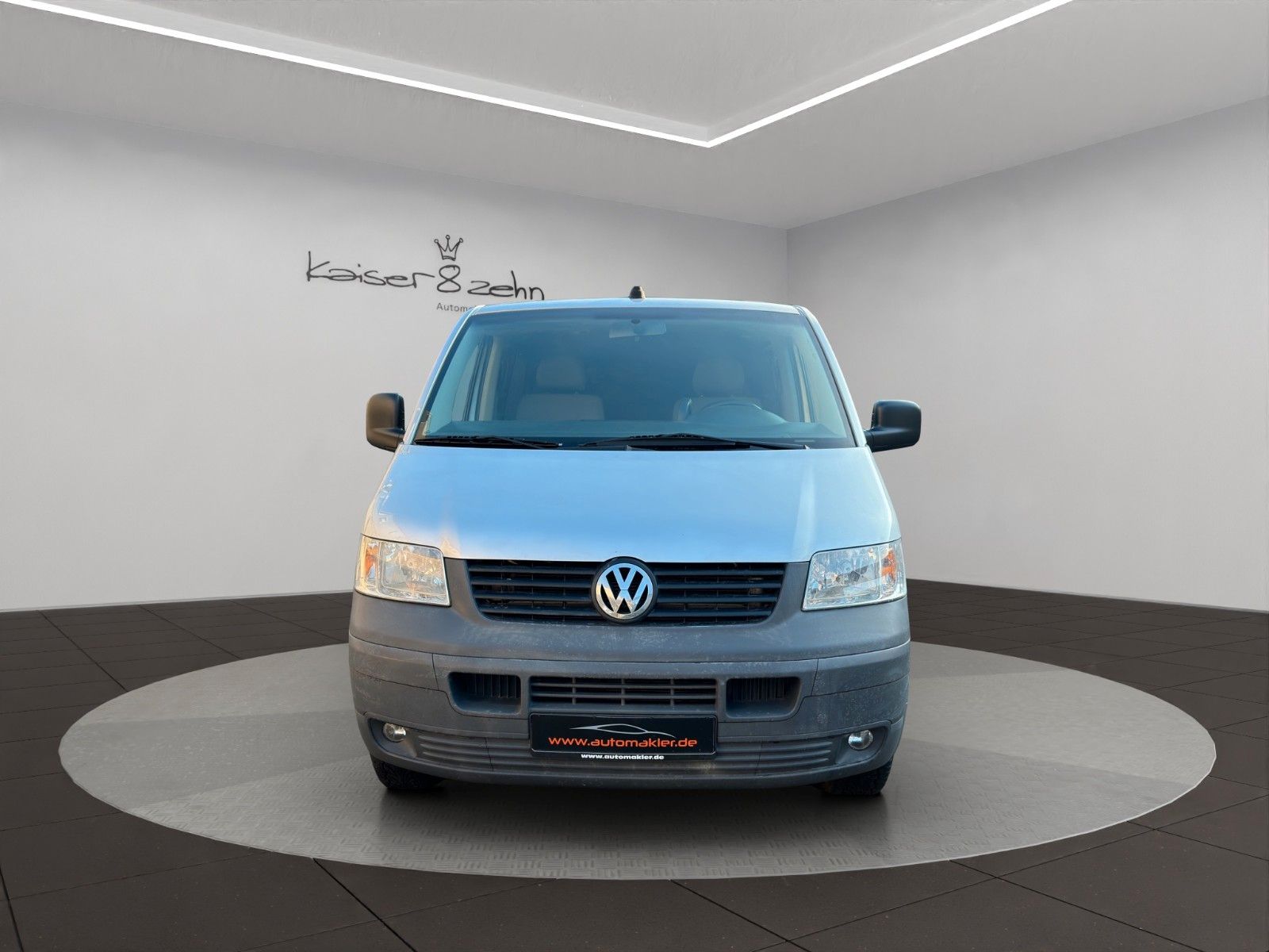 Fahrzeugabbildung Volkswagen T5 Shuttle lang