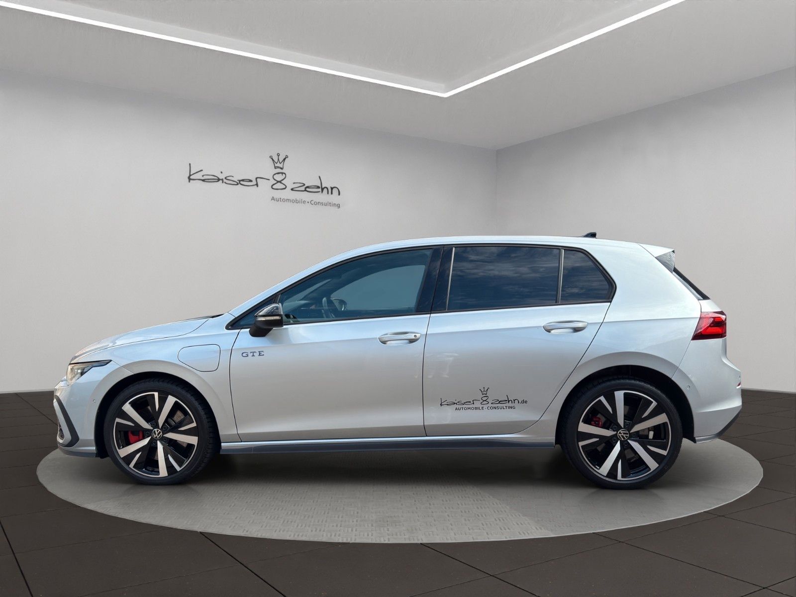 Fahrzeugabbildung Volkswagen Golf VIII 1.4 eHybrid OPF DSG GTE