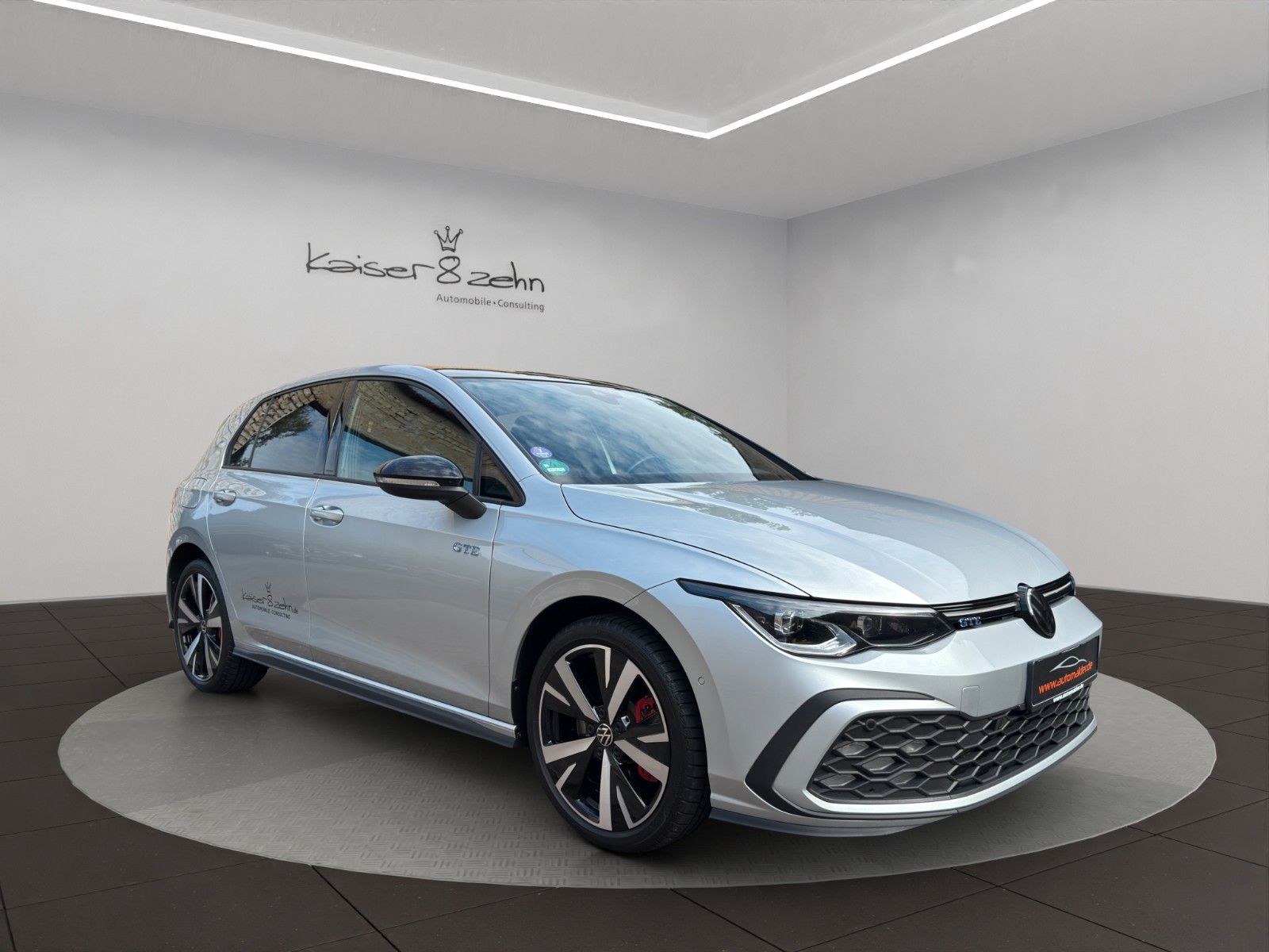Fahrzeugabbildung Volkswagen Golf VIII 1.4 eHybrid OPF DSG GTE