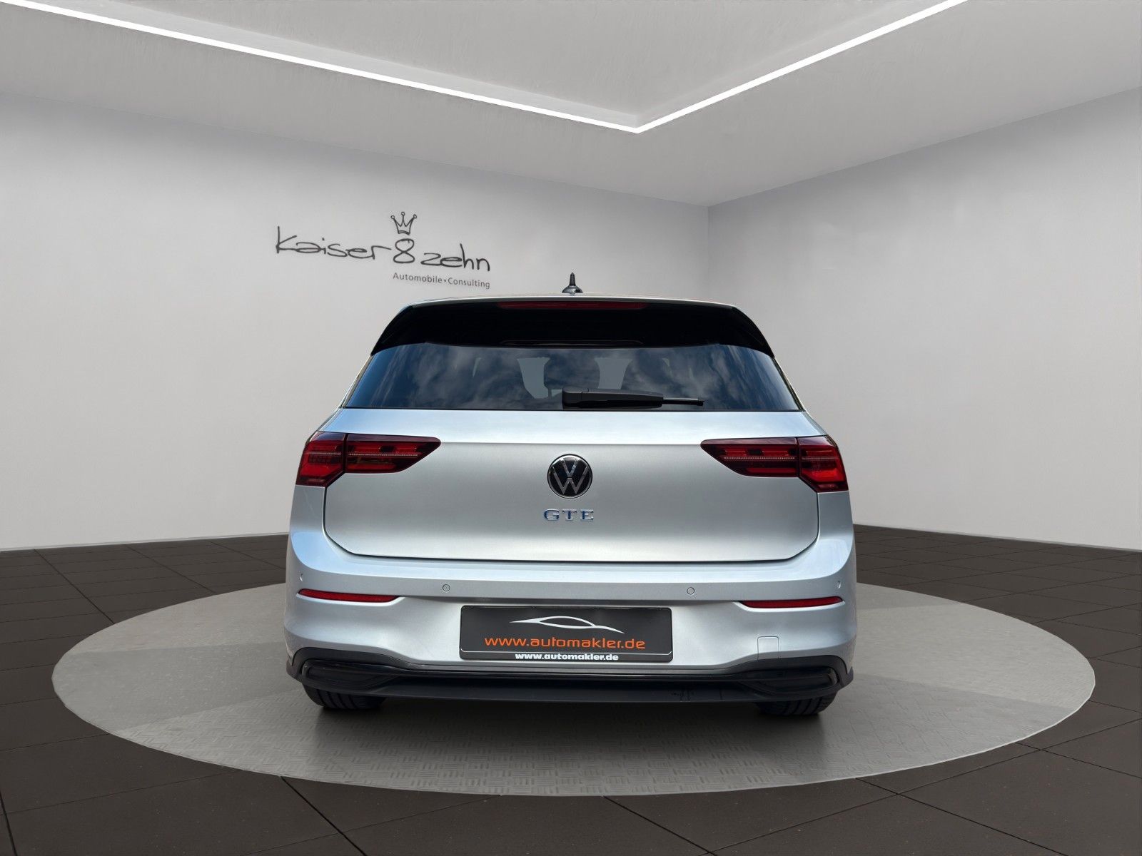 Fahrzeugabbildung Volkswagen Golf VIII 1.4 eHybrid OPF DSG GTE