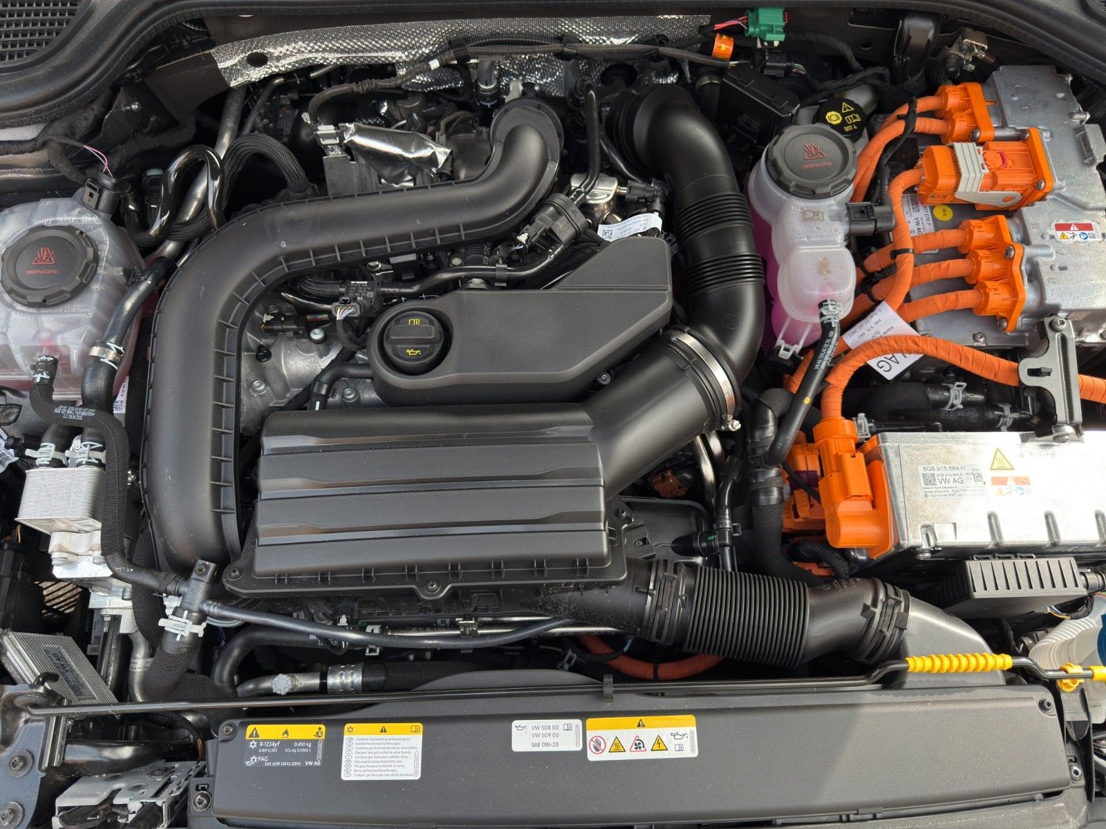 Fahrzeugabbildung Volkswagen Golf VIII.2 GTE 1.5 TSI eHybrid