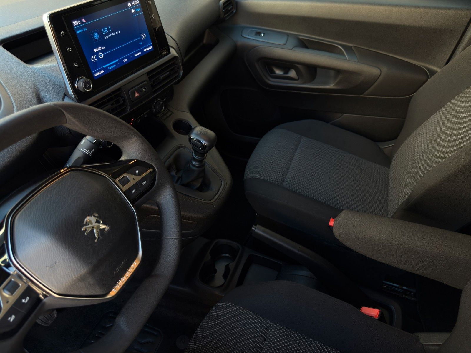 Fahrzeugabbildung Peugeot Rifter Active Pack N1 L1 *2.Hand*CarPlay*