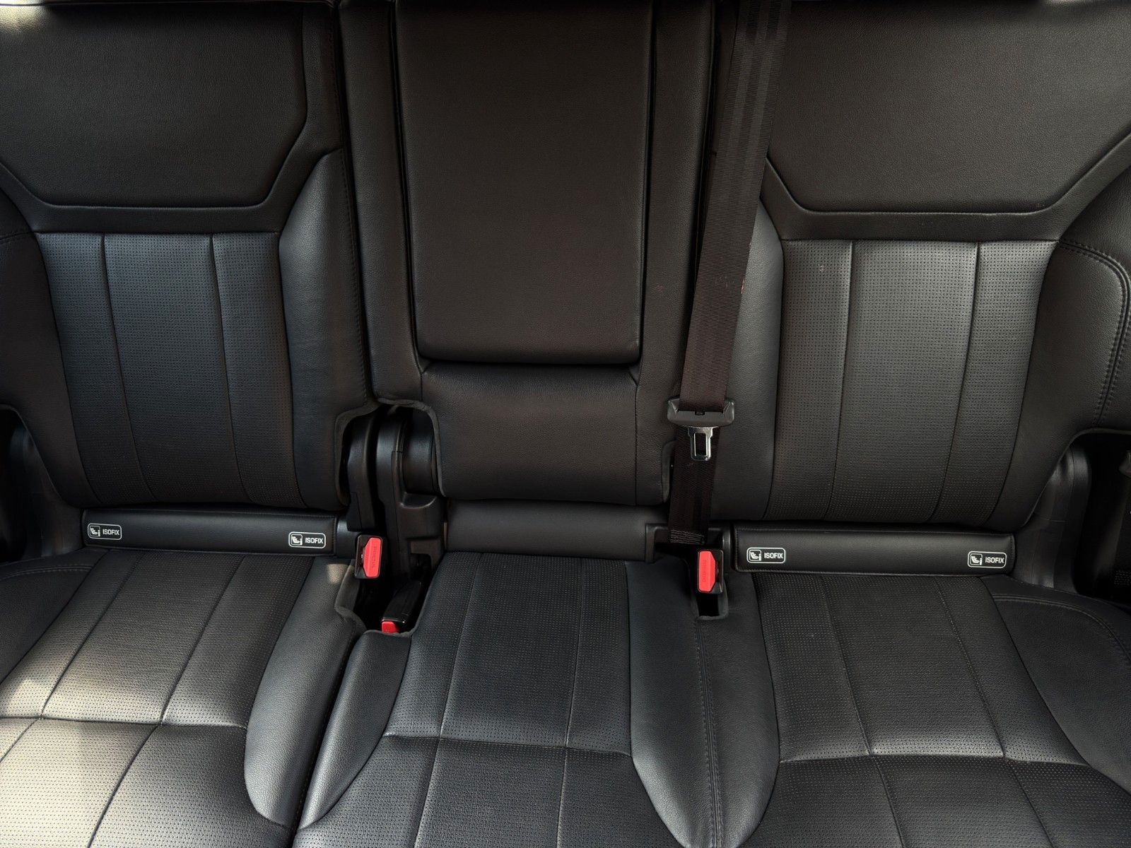 Fahrzeugabbildung Land Rover Discovery 5 HSE SDV6 *2. Hand*Rückfahrkamera*