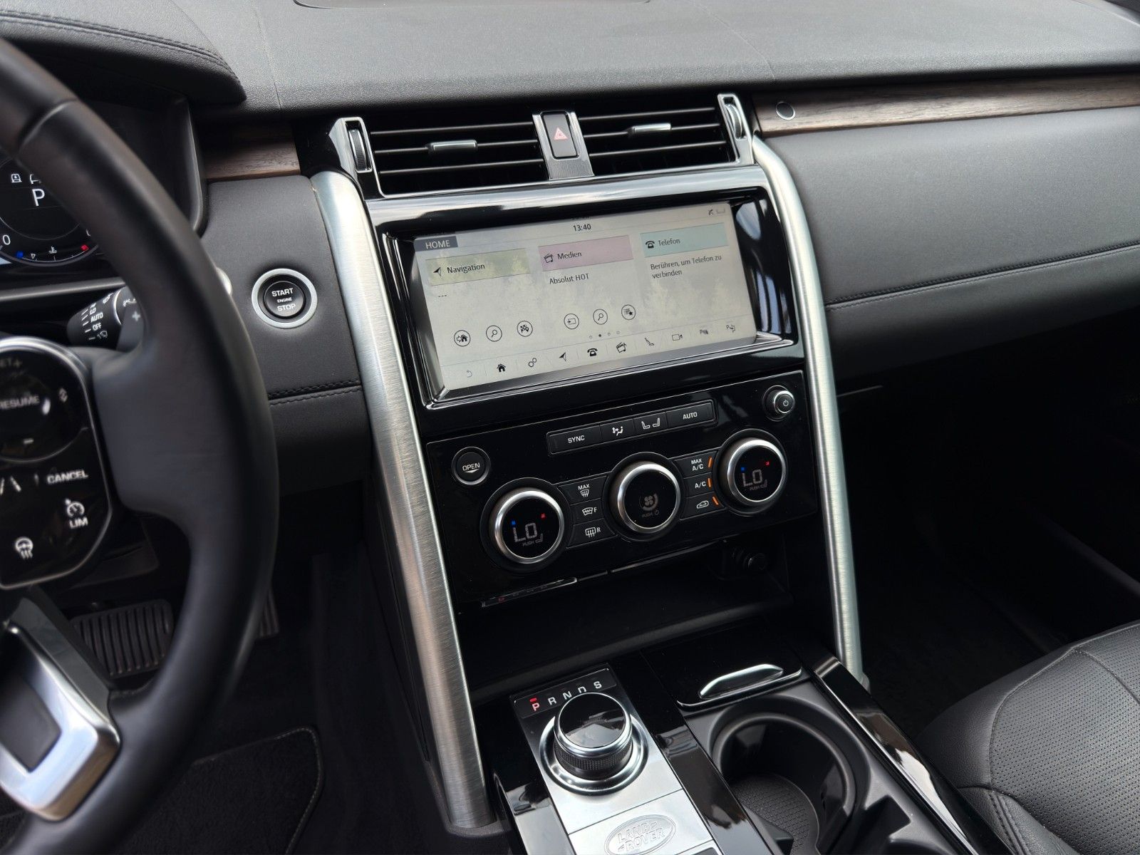 Fahrzeugabbildung Land Rover Discovery 5 HSE SDV6 *2. Hand*Rückfahrkamera*