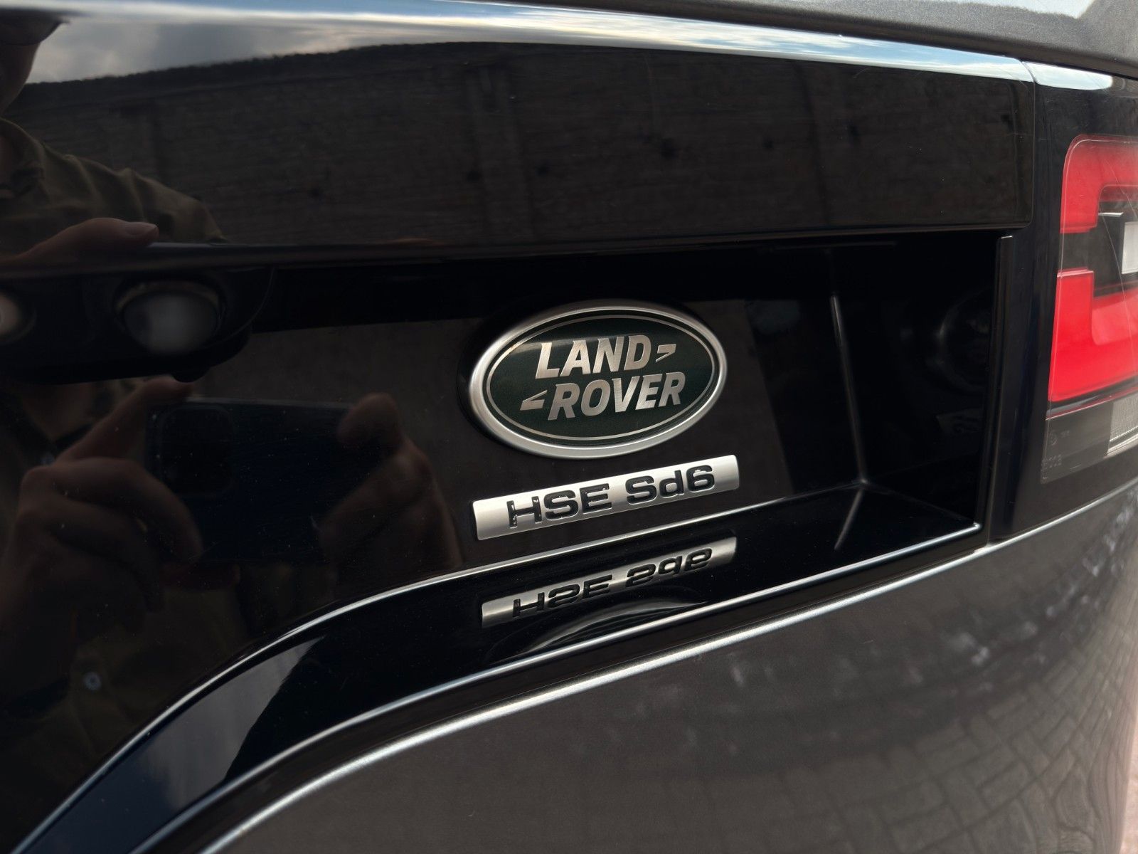 Fahrzeugabbildung Land Rover Discovery 5 HSE SDV6 *2. Hand*Rückfahrkamera*