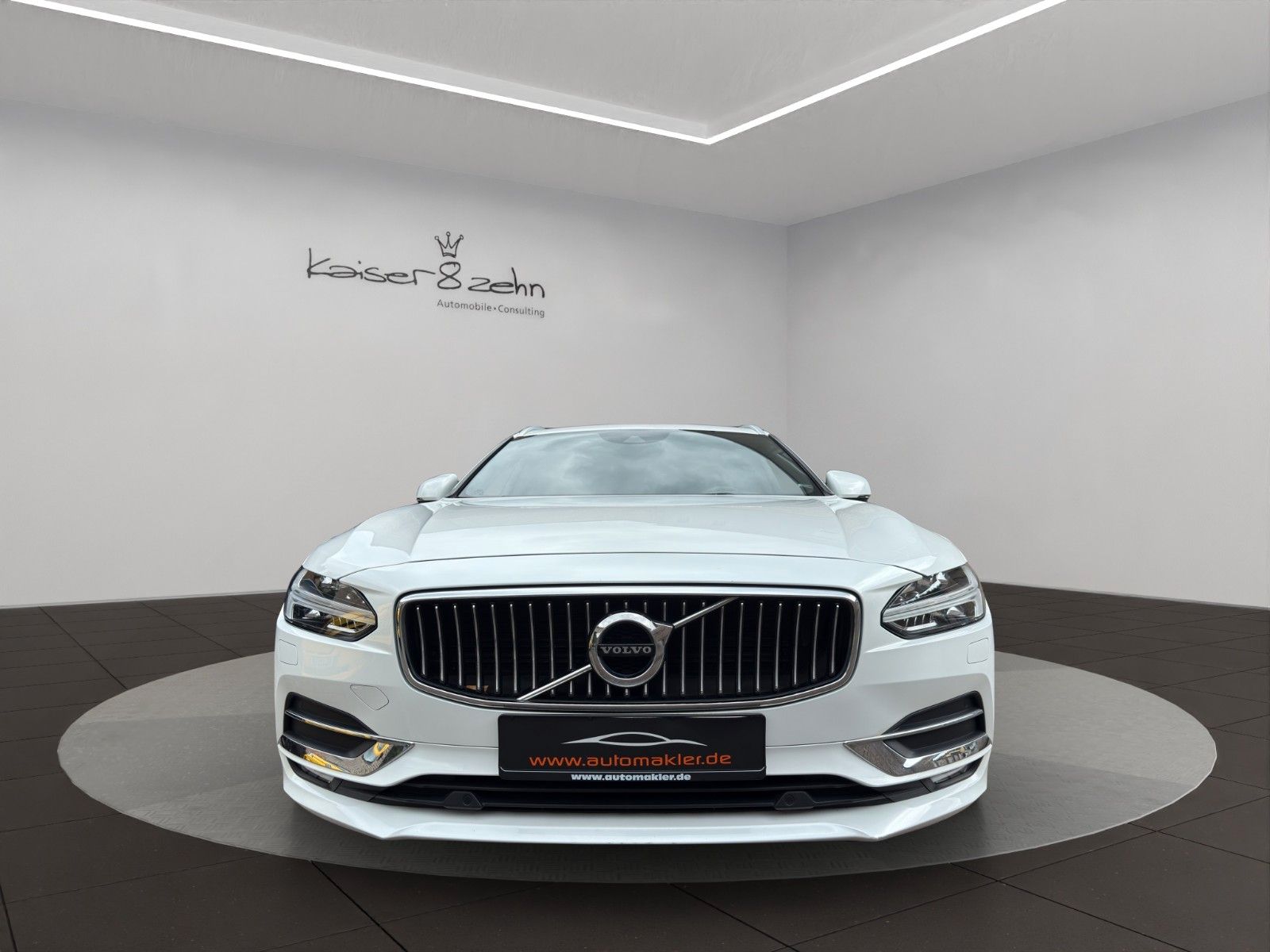 Fahrzeugabbildung Volvo V90 D4 Inscription *2.Hand*Sitzklima*CarPlay*