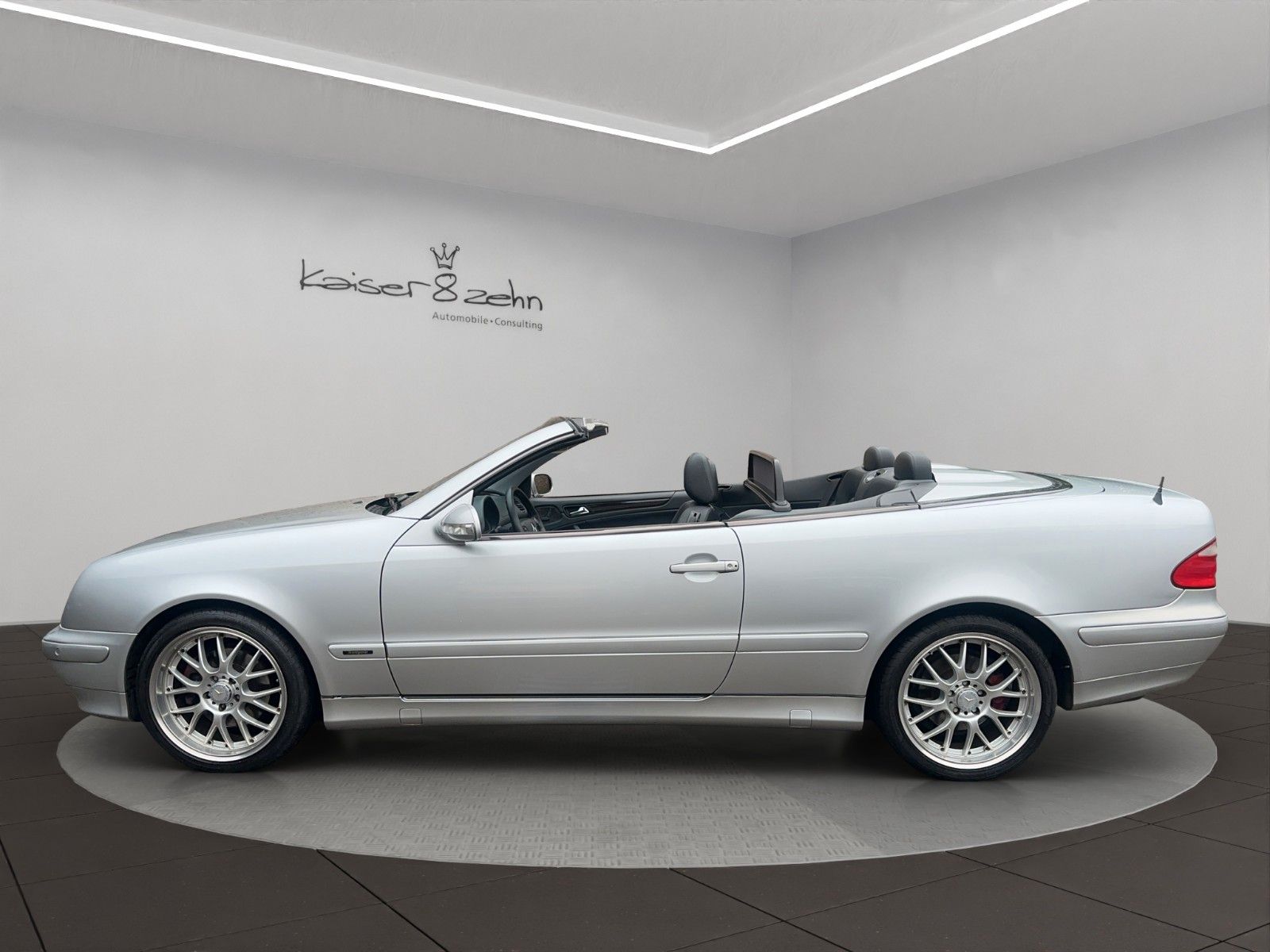 Fahrzeugabbildung Mercedes-Benz CLK 200 Kompressor Avantgarde
