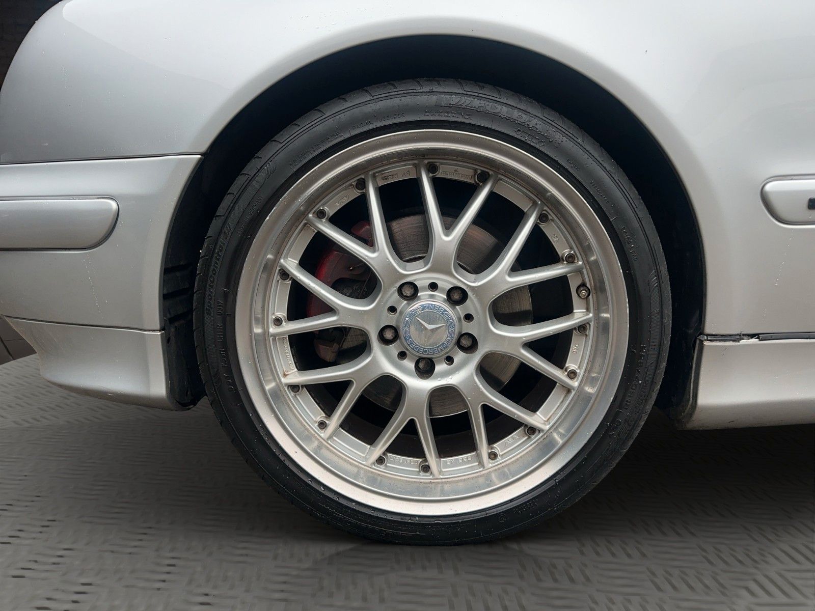 Fahrzeugabbildung Mercedes-Benz CLK 200 Kompressor Avantgarde