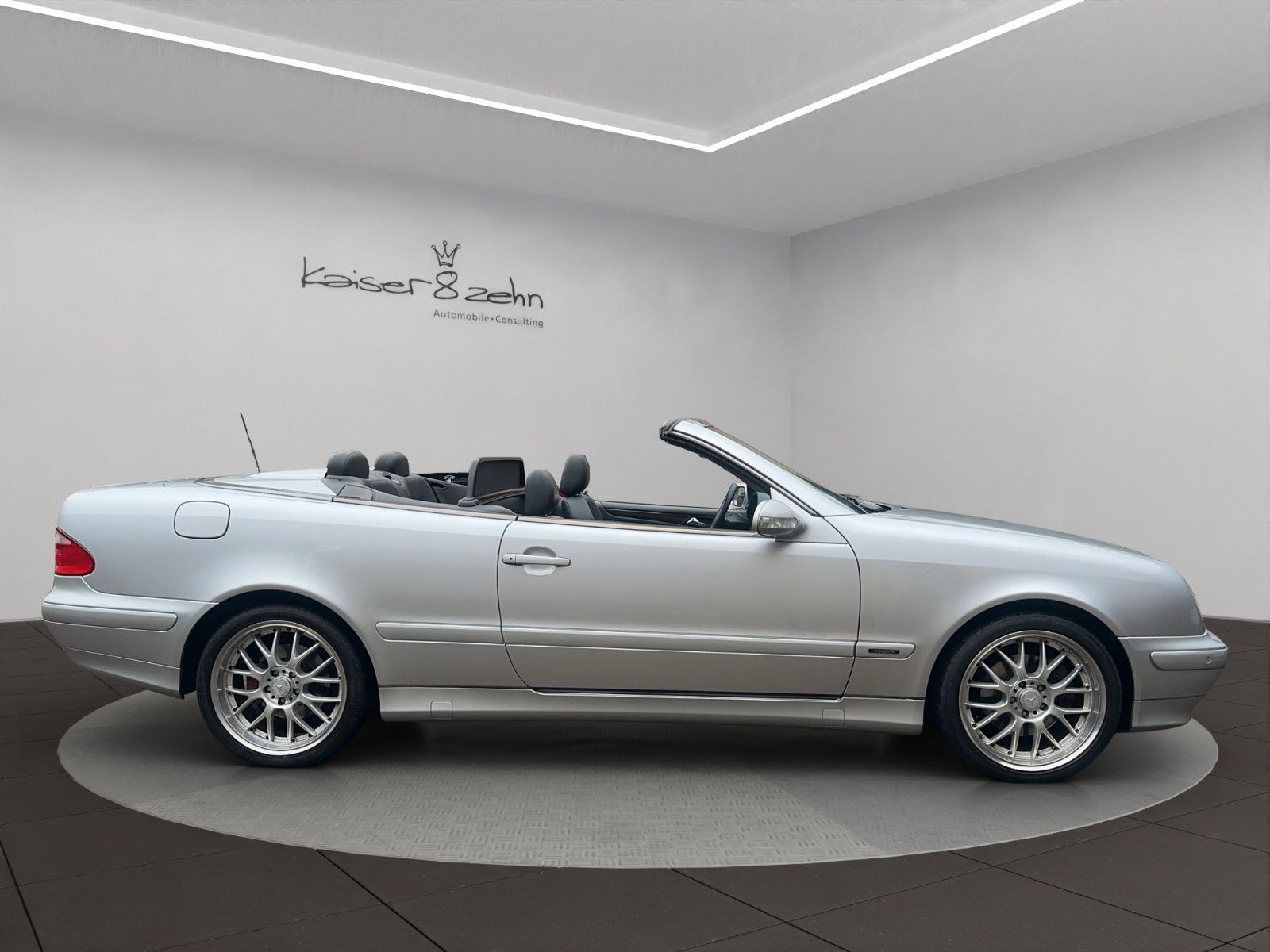 Fahrzeugabbildung Mercedes-Benz CLK 200 Kompressor Avantgarde
