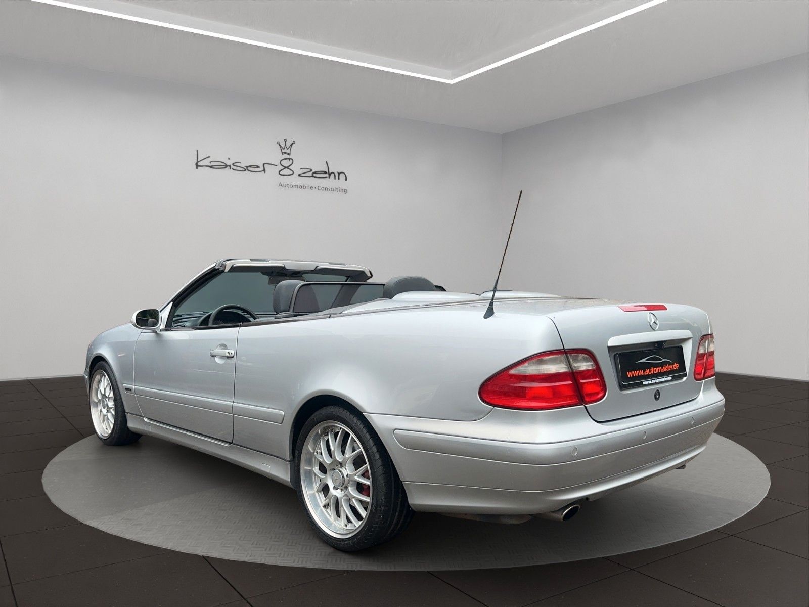 Fahrzeugabbildung Mercedes-Benz CLK 200 Kompressor Avantgarde