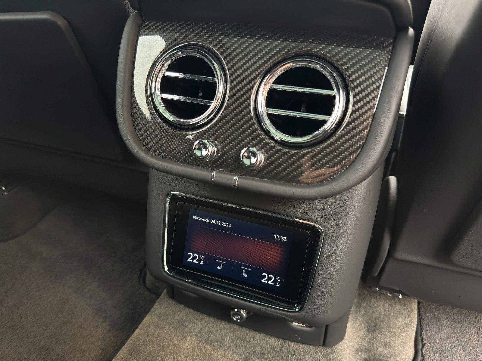 Fahrzeugabbildung Bentley Bentayga V8 S *Carbon* *AHK*