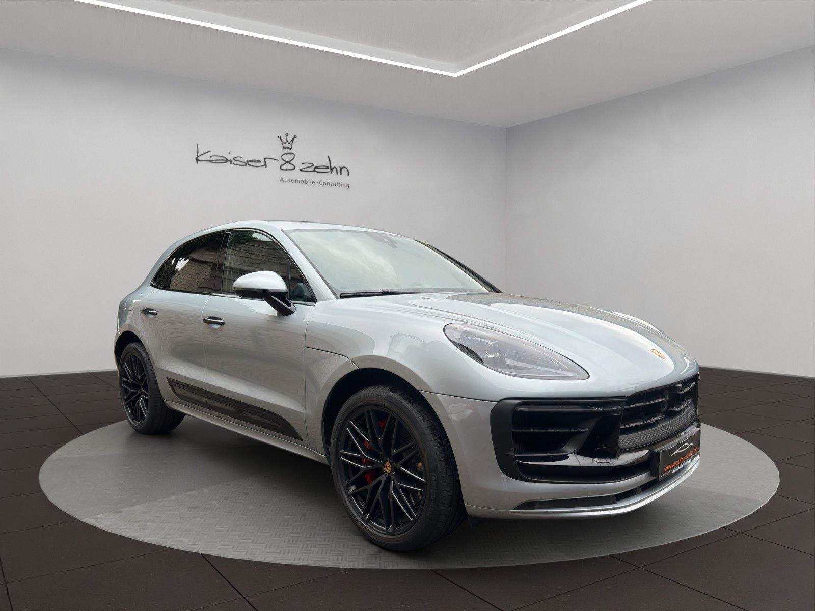 Fahrzeugabbildung Porsche Macan GTS *Burmester* *Surround View*
