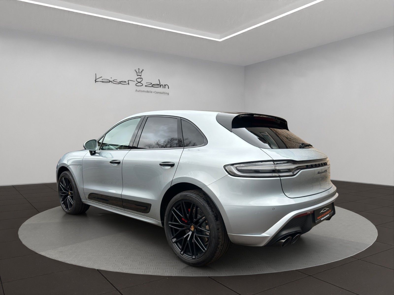 Fahrzeugabbildung Porsche Macan GTS *Burmester* *Surround View*