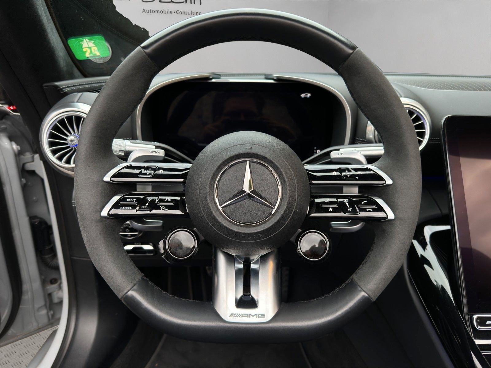 Fahrzeugabbildung Mercedes-Benz SL 63 AMG 4Matic+