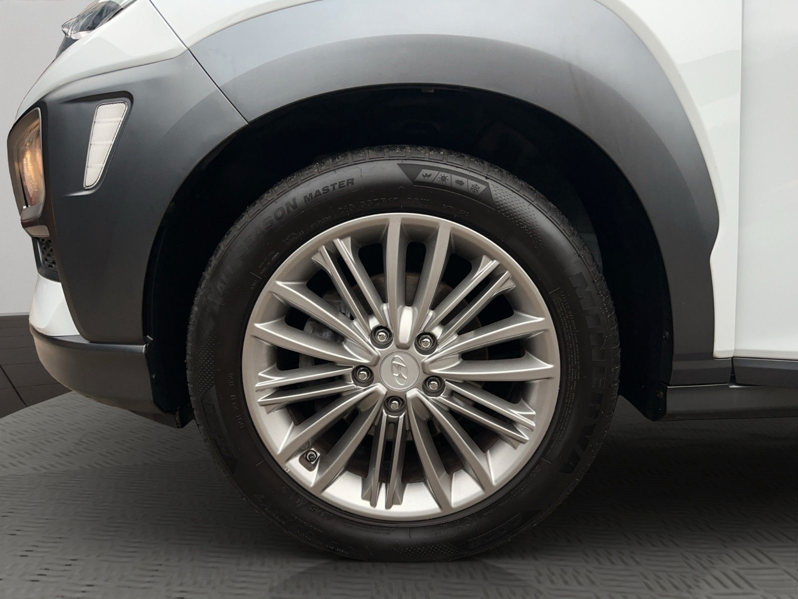Fahrzeugabbildung Hyundai Kona 1.6 CRDi DCT Premium