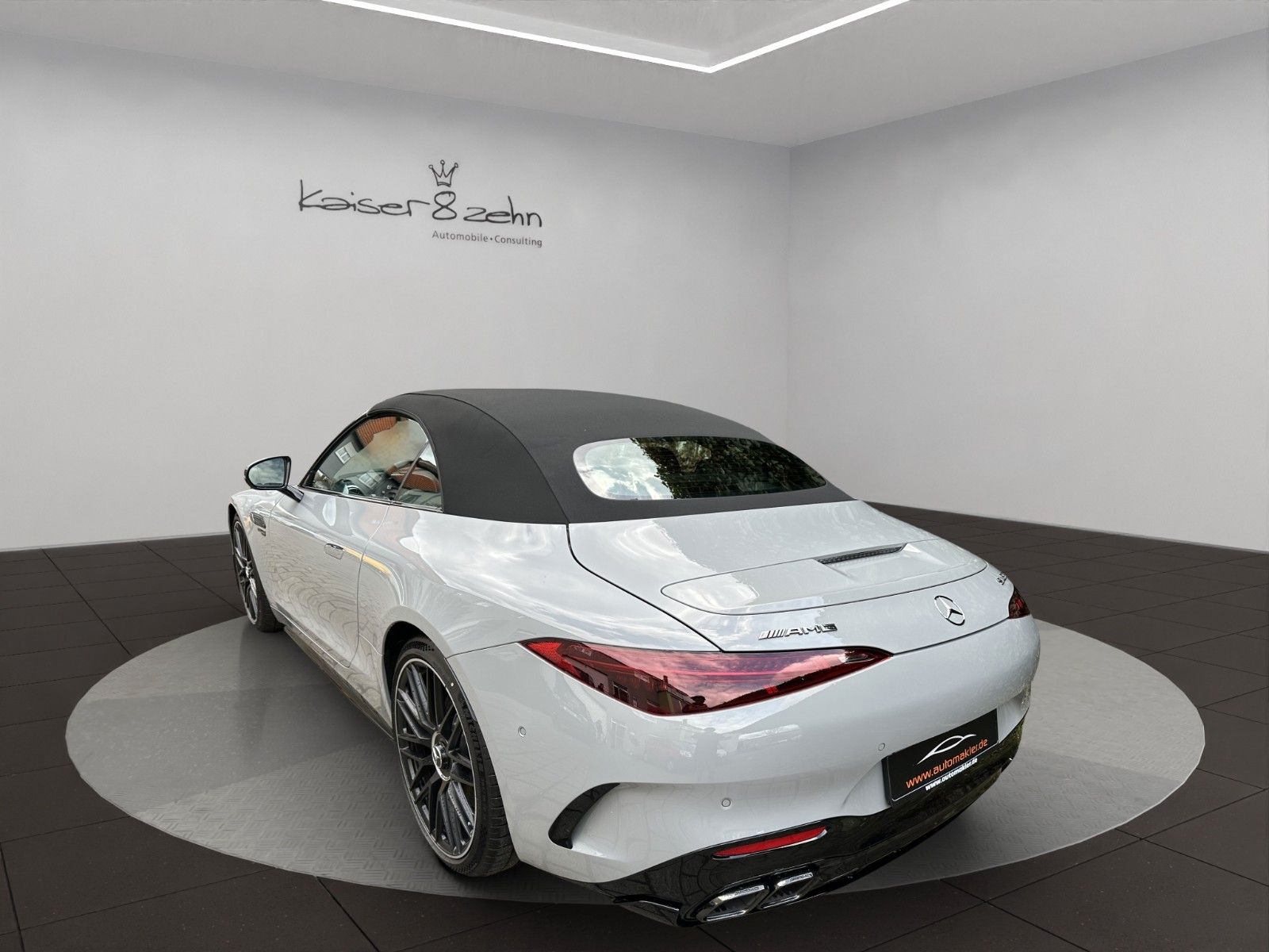 Fahrzeugabbildung Mercedes-Benz SL 63 AMG 4 Matic +