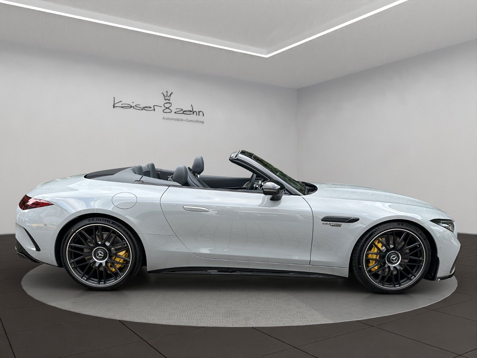 Fahrzeugabbildung Mercedes-Benz SL 63 AMG 4 Matic +