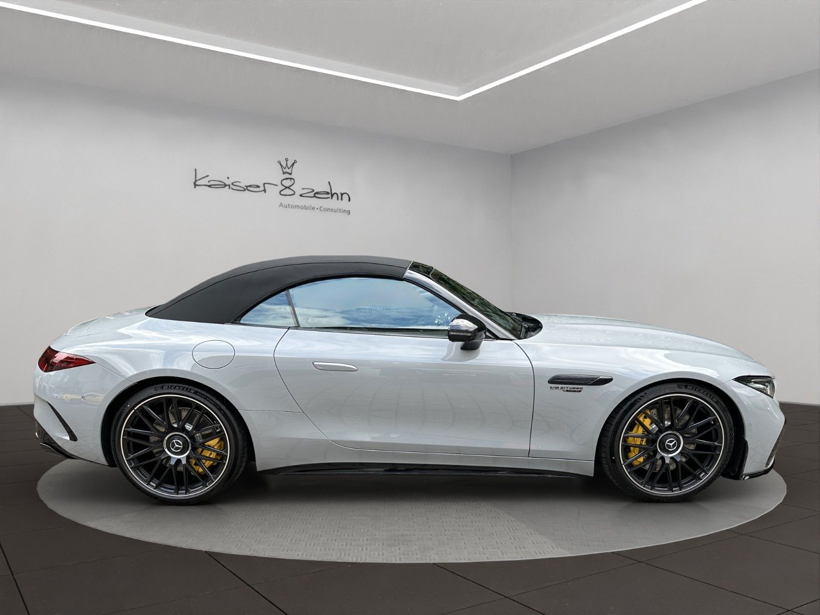Fahrzeugabbildung Mercedes-Benz SL 63 AMG 4 Matic +