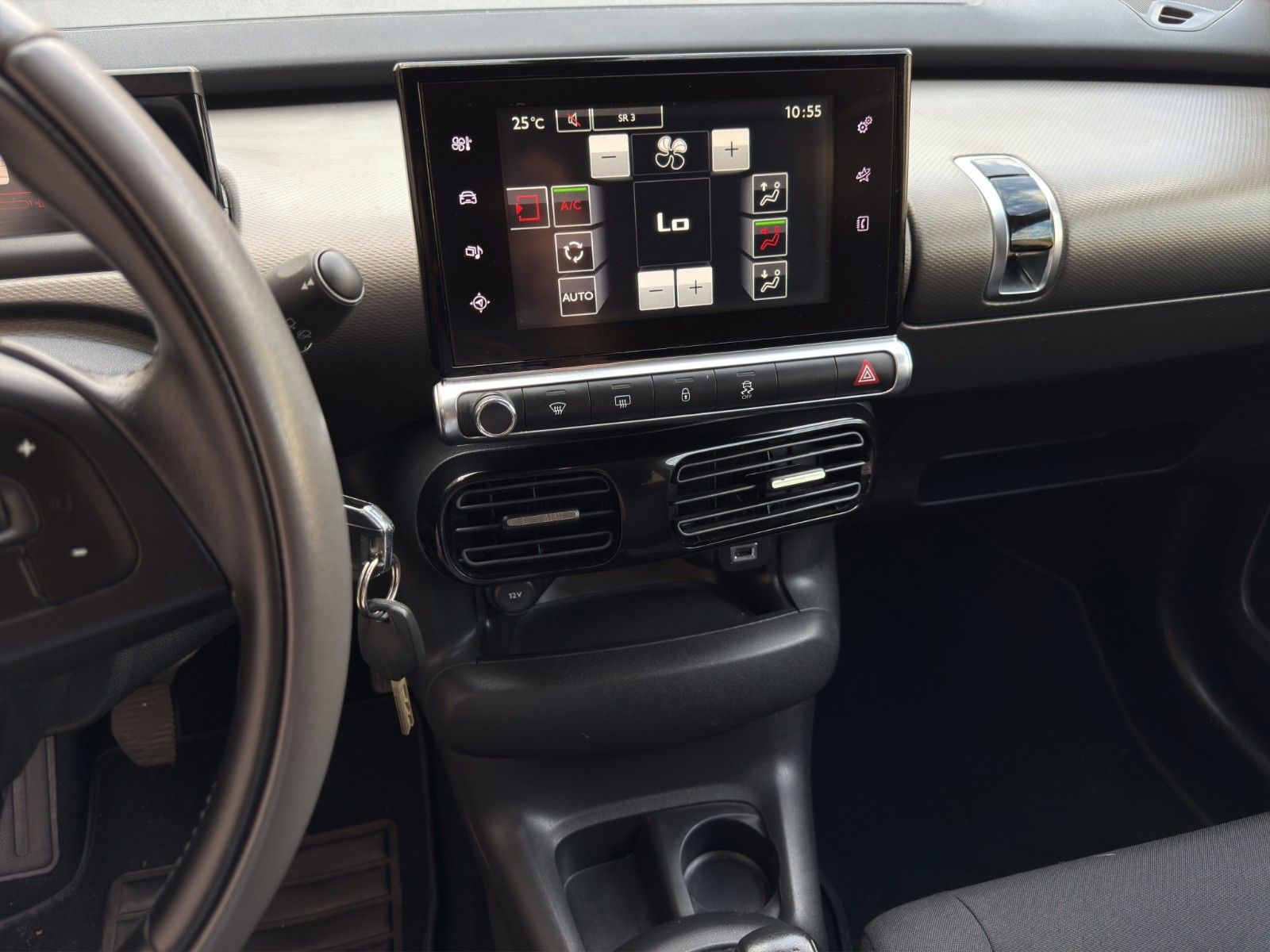 Fahrzeugabbildung Citroën C4 Cactus Shine *PDC*Bluetooth*