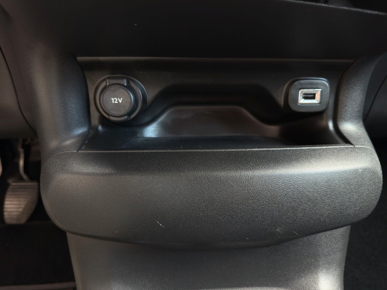 Fahrzeugabbildung Citroën C4 Cactus Shine *PDC*Bluetooth*