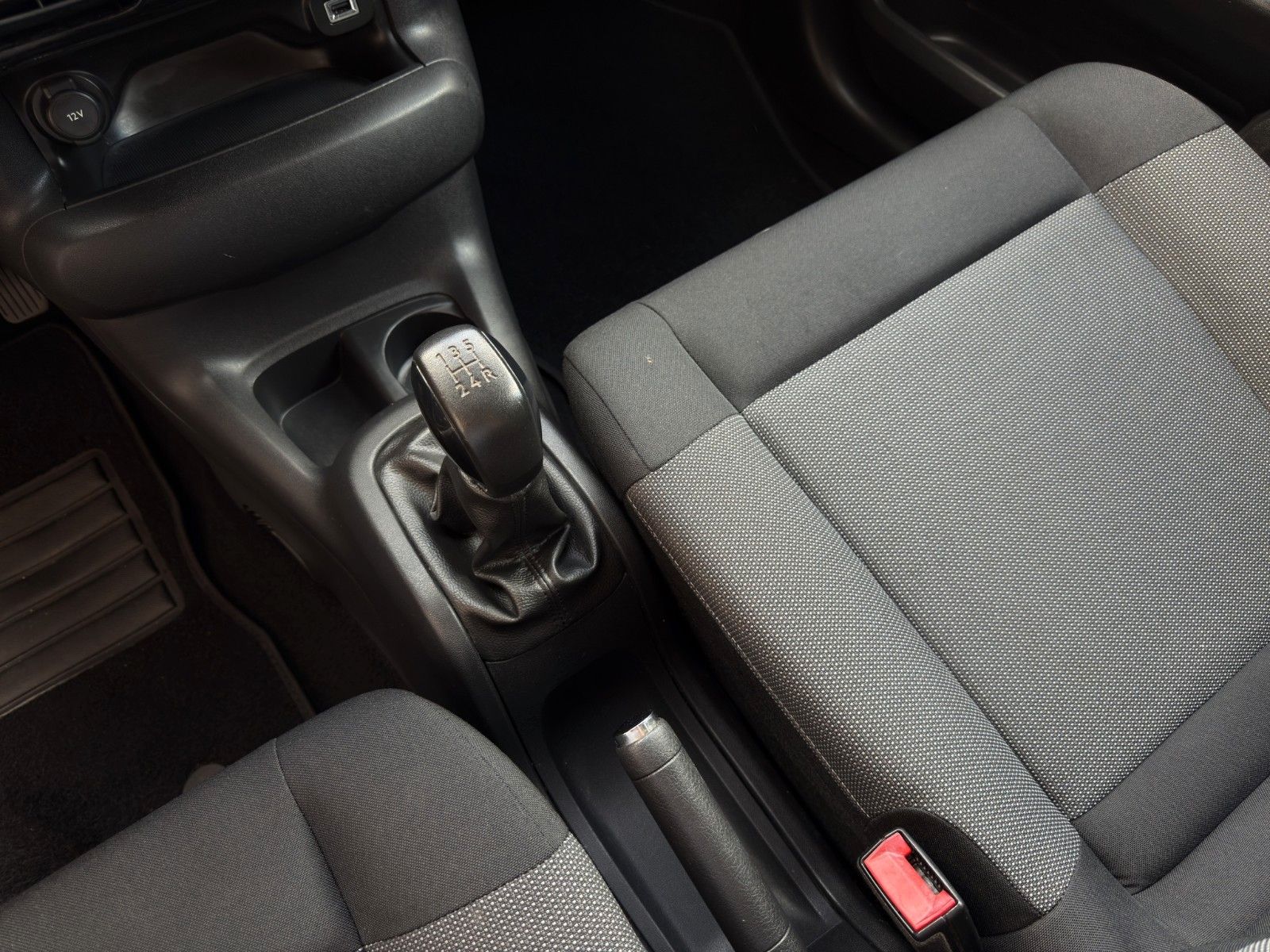 Fahrzeugabbildung Citroën C4 Cactus Shine *PDC*Bluetooth*