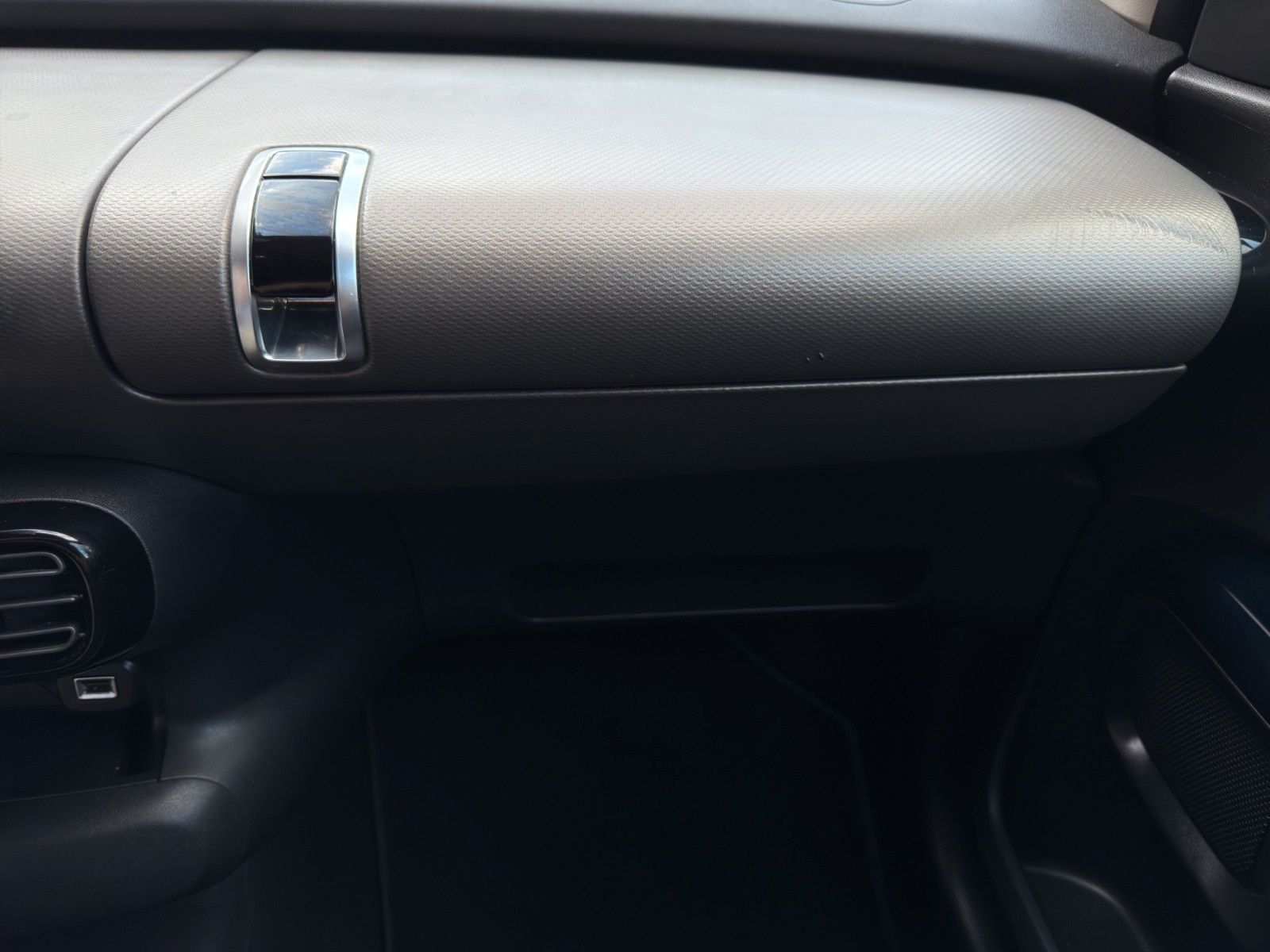 Fahrzeugabbildung Citroën C4 Cactus Shine *PDC*Bluetooth*
