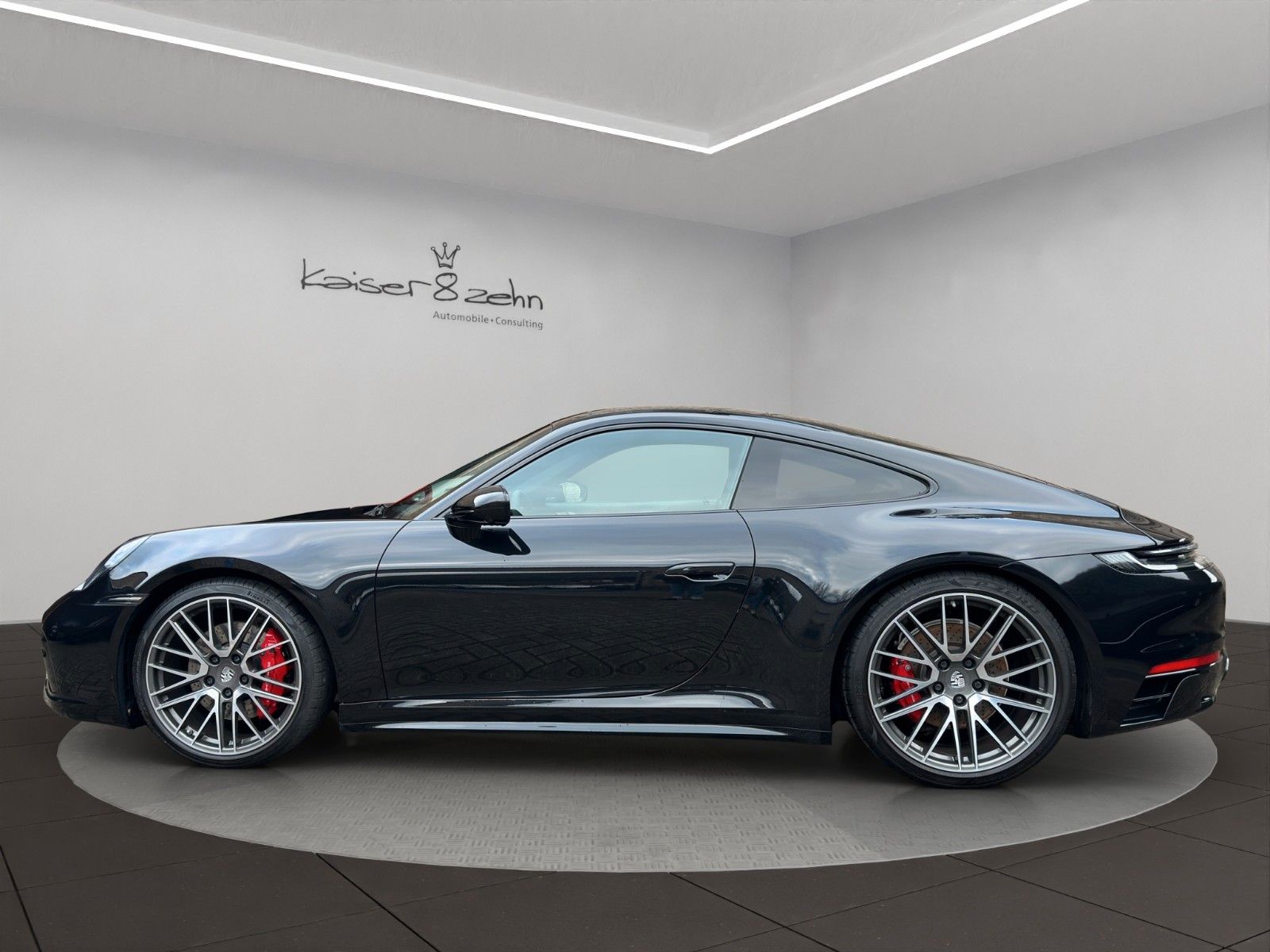Fahrzeugabbildung Porsche 911 Carrera 4S (992.1) neuwertig
