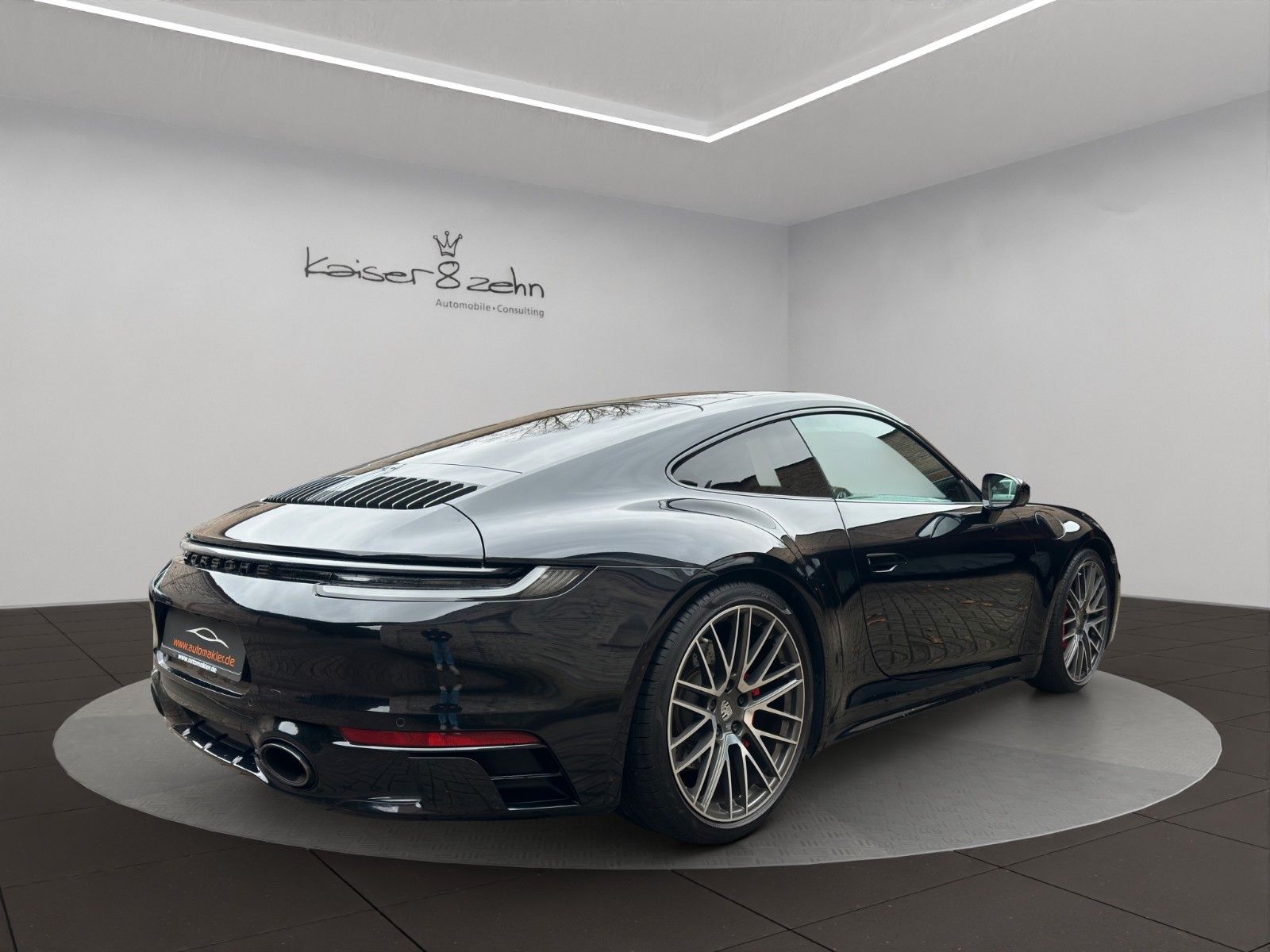 Fahrzeugabbildung Porsche 911 Carrera 4S (992.1) neuwertig
