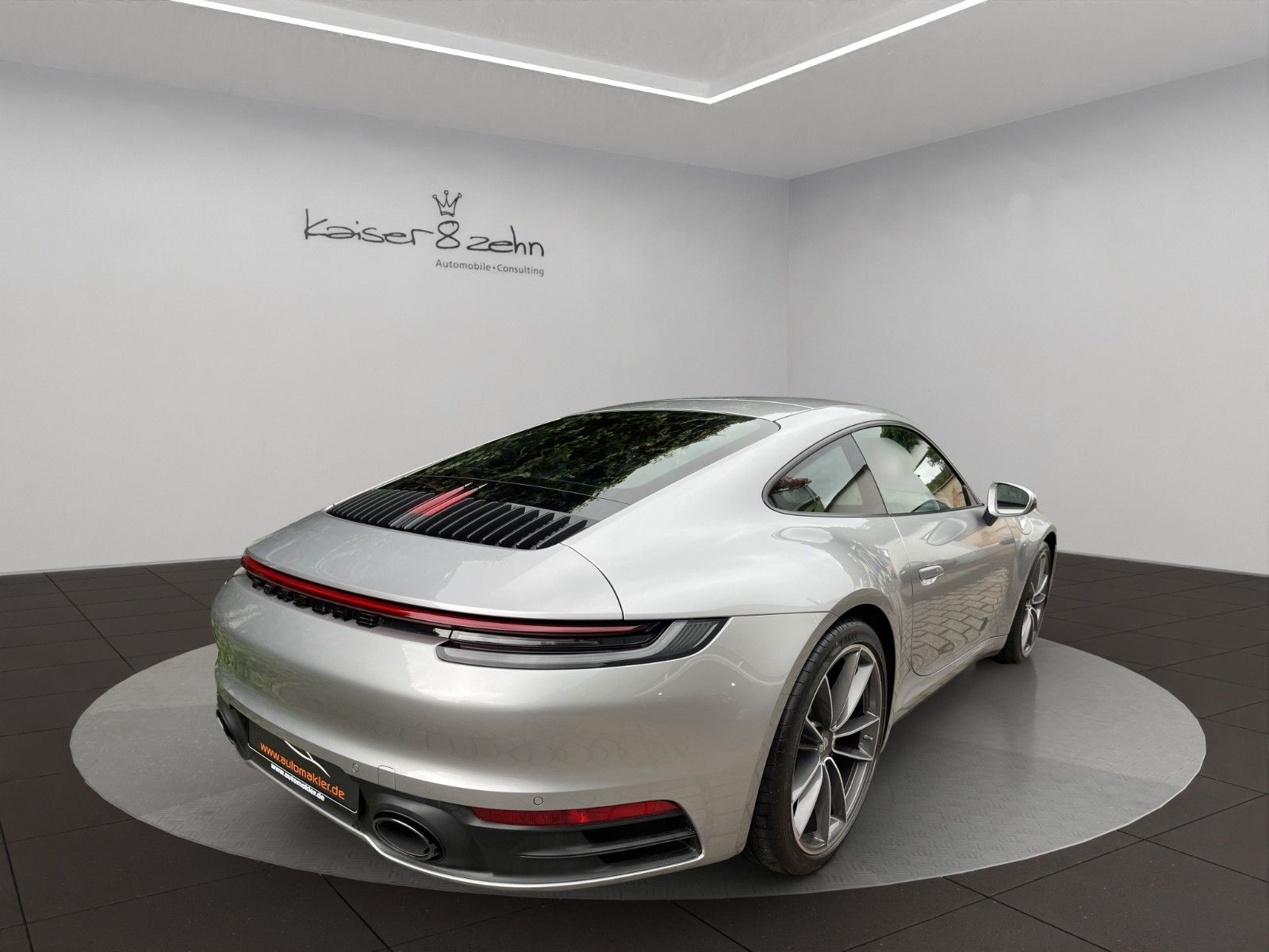 Fahrzeugabbildung Porsche 911 Carrera S (992.1) neuwertig