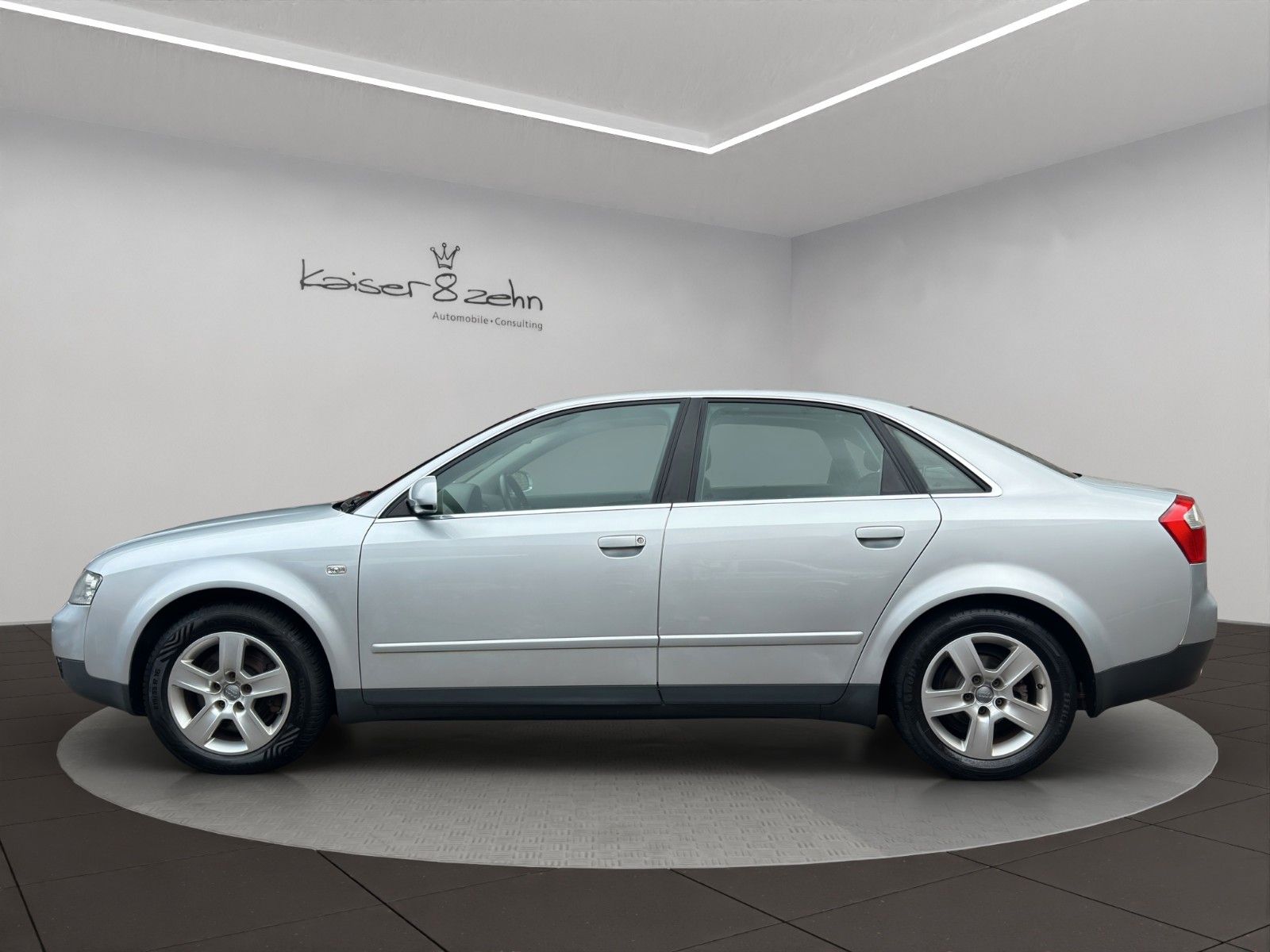 Fahrzeugabbildung Audi A4 B6 2.4 V6 *Automatik*