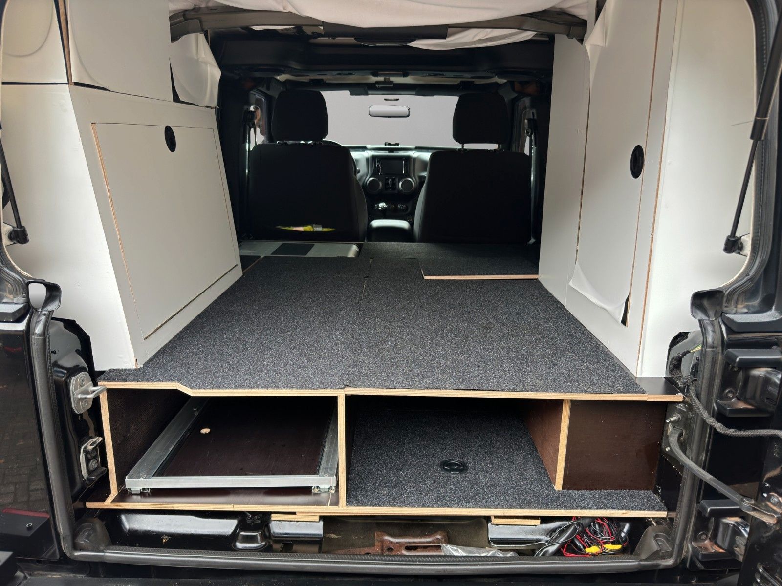 Fahrzeugabbildung Jeep Wrangler *Offroad/Camper-Umbau*