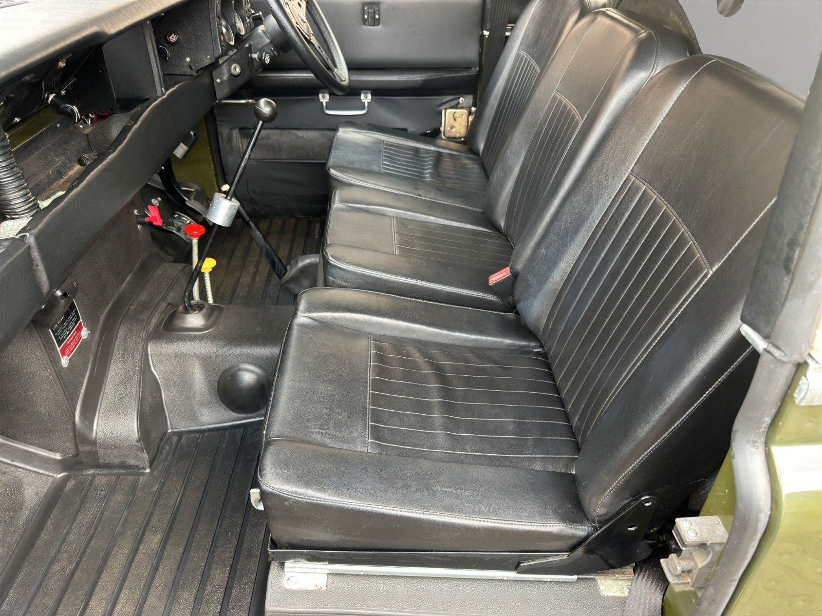 Fahrzeugabbildung Land Rover 88 Serie III *Classic Data 3+*