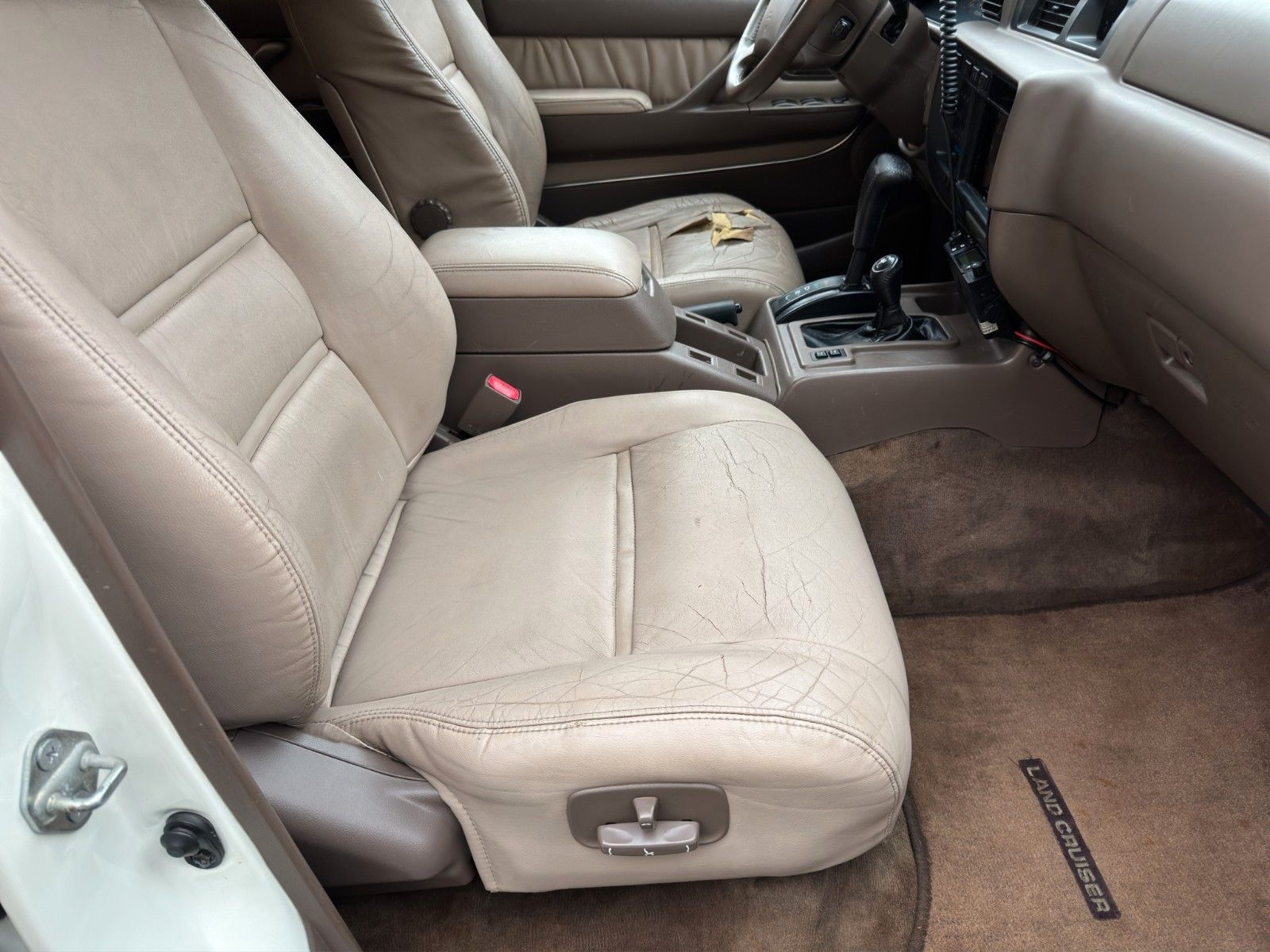 Fahrzeugabbildung Toyota Land Cruiser FZJ80 *Offroad-Umbau*