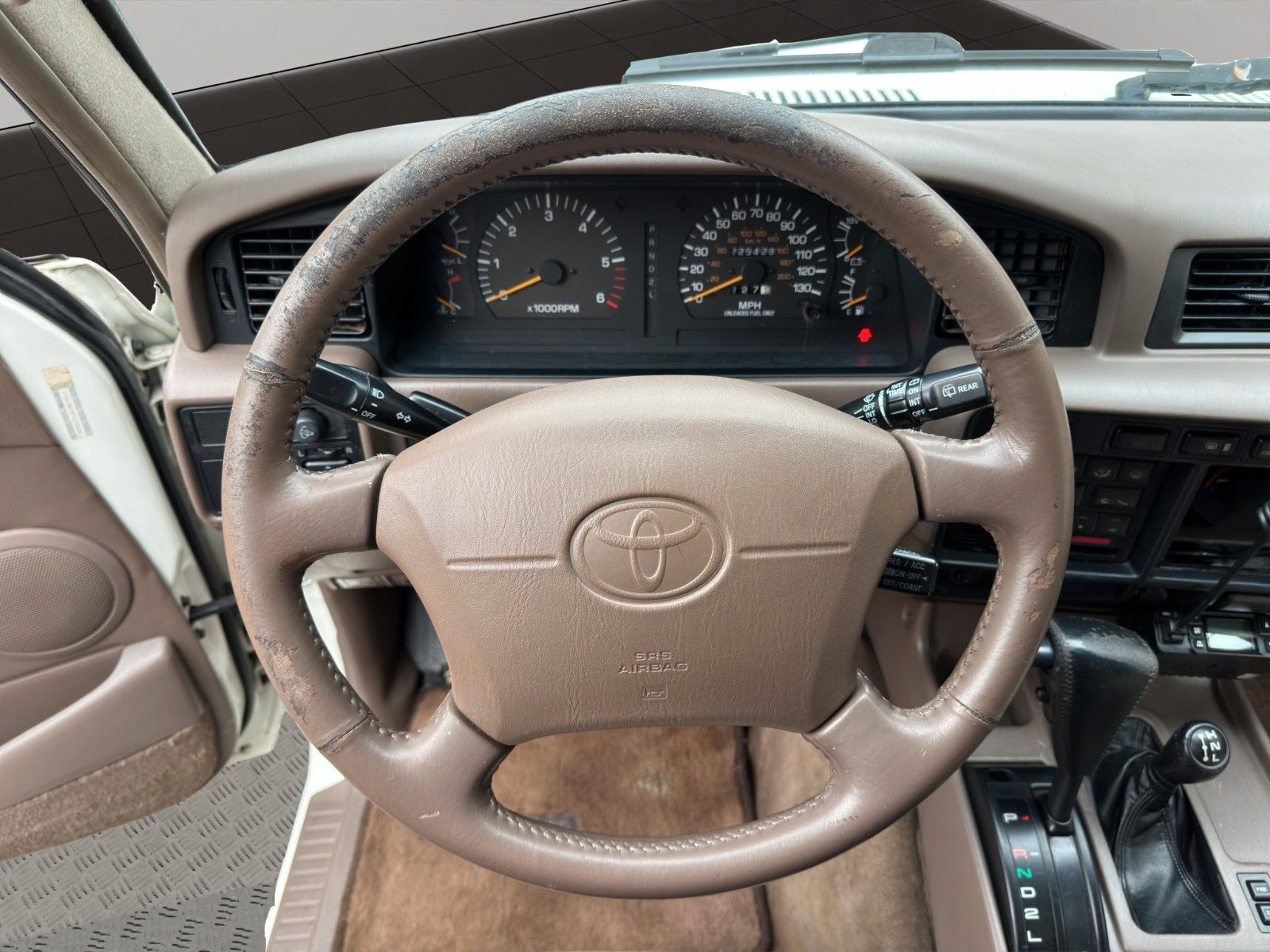 Fahrzeugabbildung Toyota Land Cruiser FZJ80 *Offroad-Umbau*