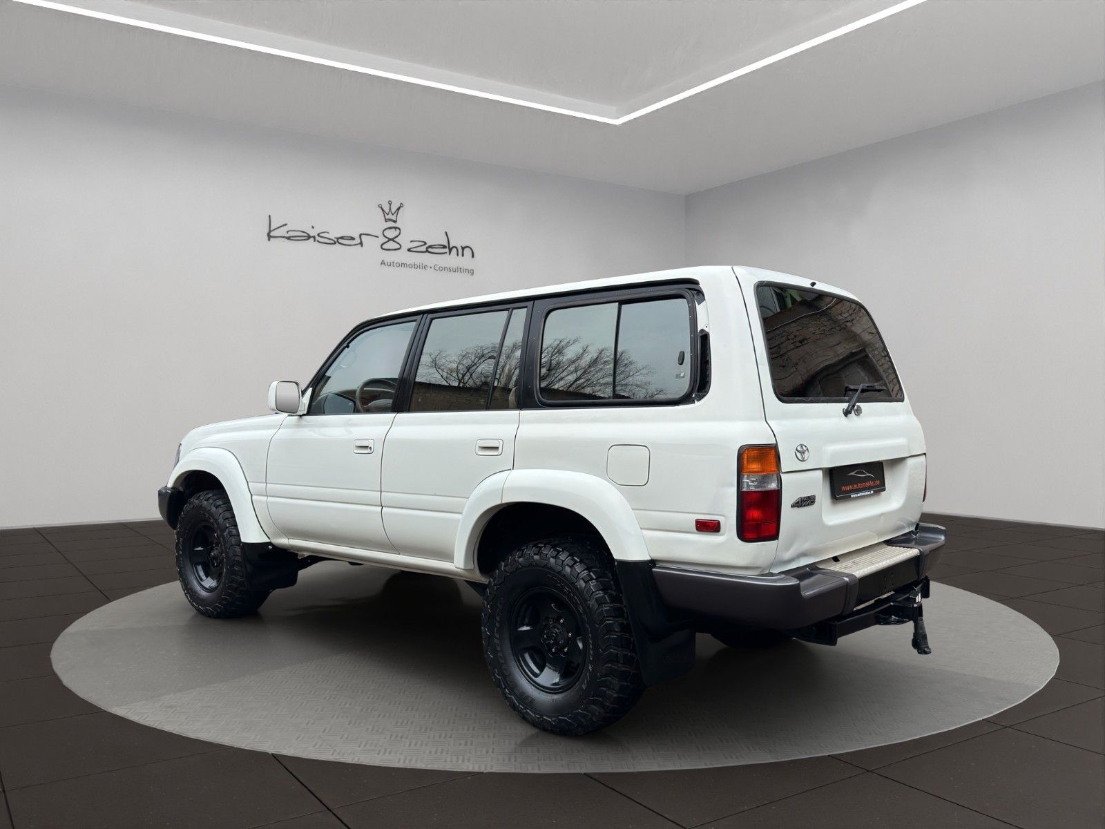 Fahrzeugabbildung Toyota Land Cruiser FZJ80 *Offroad-Umbau*