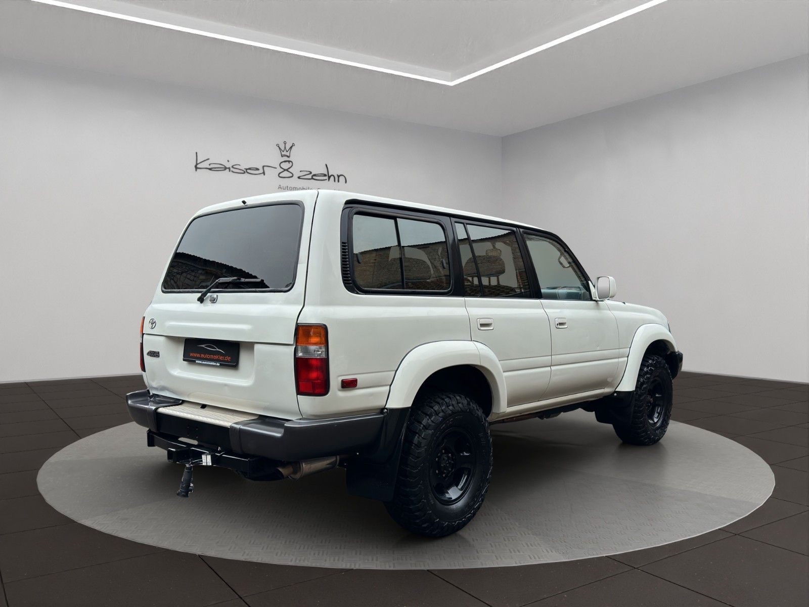 Fahrzeugabbildung Toyota Land Cruiser FZJ80 *Offroad-Umbau*
