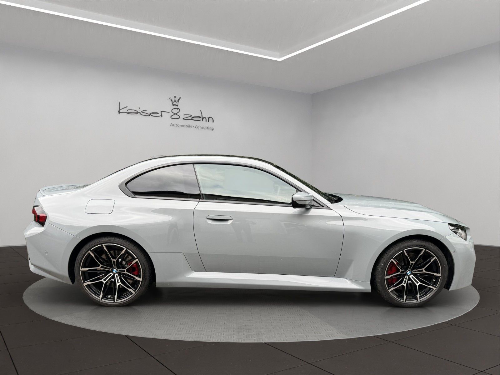 Fahrzeugabbildung BMW M2 G87 M-Driver's Package M-Carbondach neuwertig