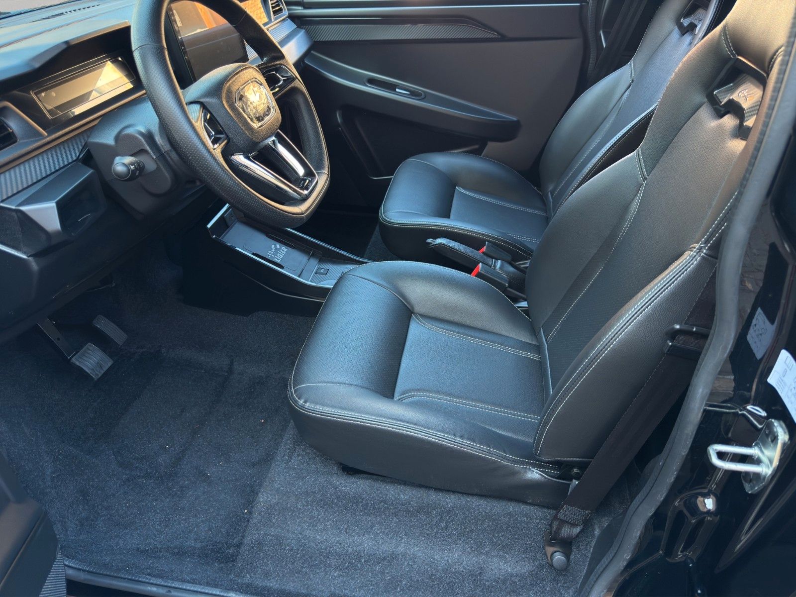 Fahrzeugabbildung Ligier JS 50 Elite *Servo* *MJ 2025 sofort*