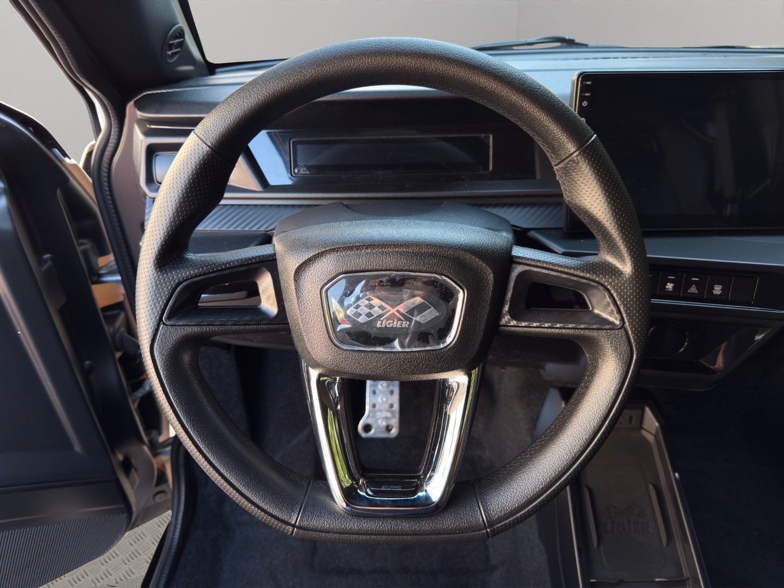 Fahrzeugabbildung Ligier JS 50 Sport Ultimate *Servo* *CarPlay*