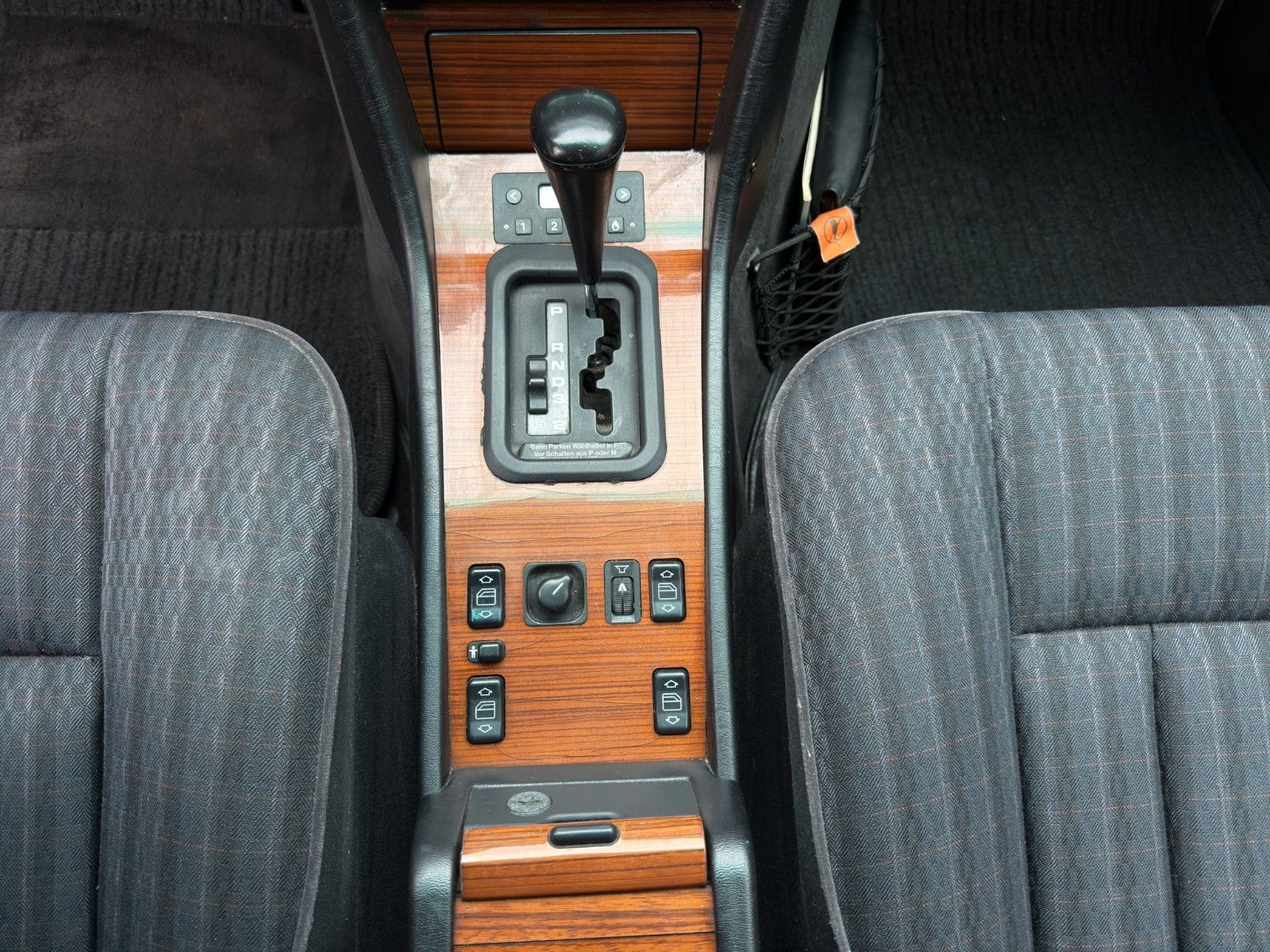 Fahrzeugabbildung Mercedes-Benz 220 TE (S124)