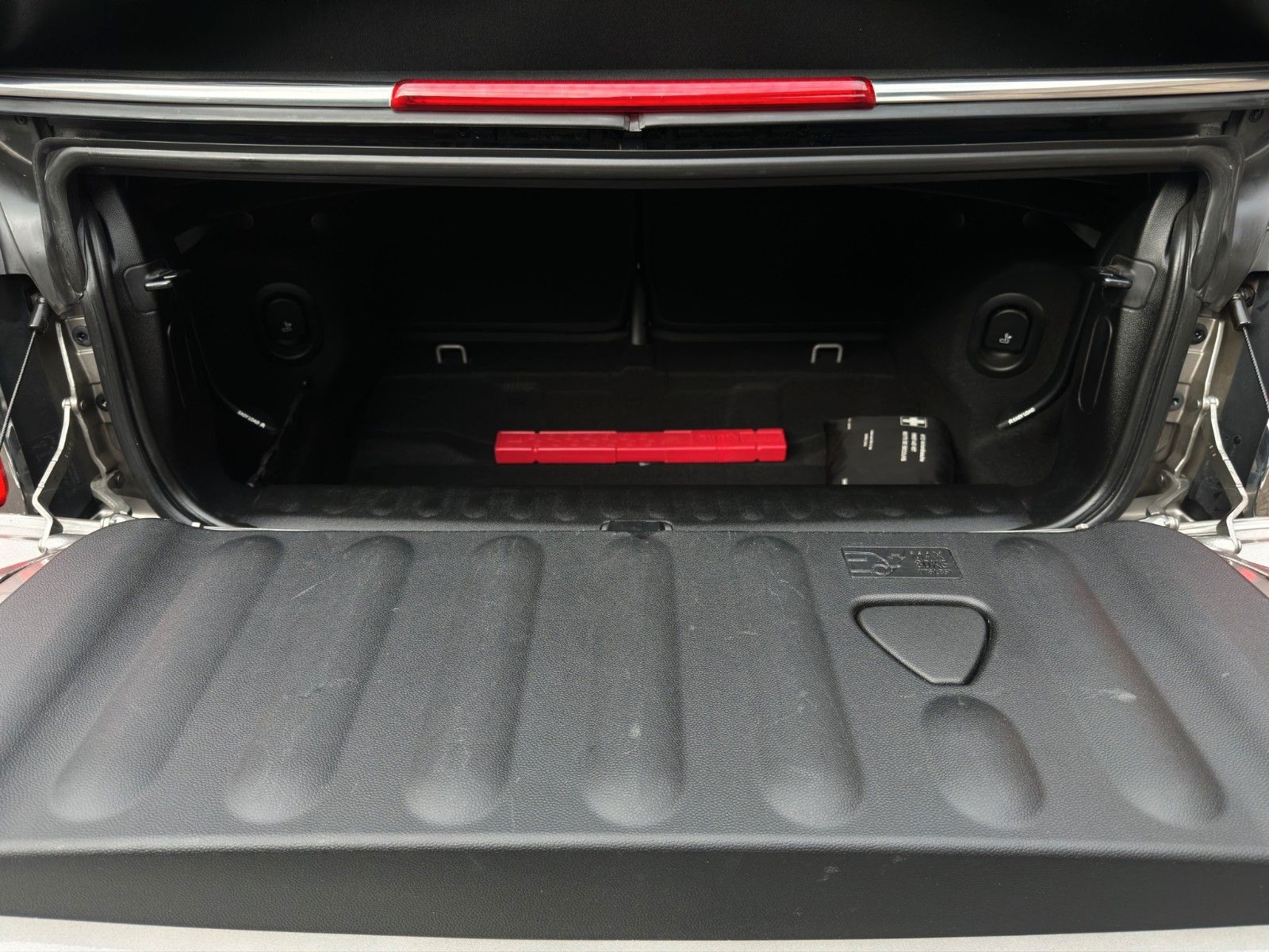 Fahrzeugabbildung MINI Cooper Cabrio *Automatik*