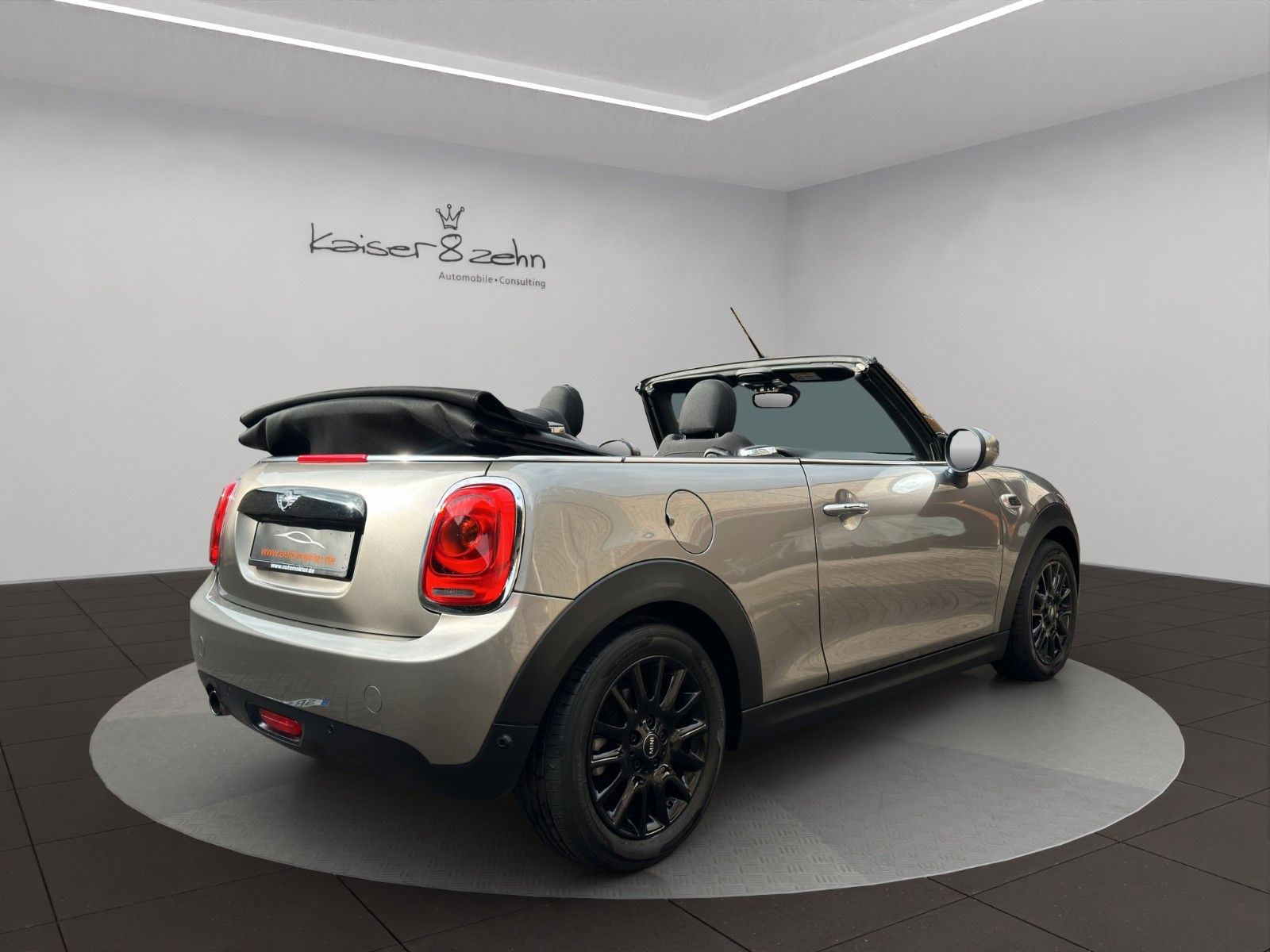 Fahrzeugabbildung MINI Cooper Cabrio *Automatik*