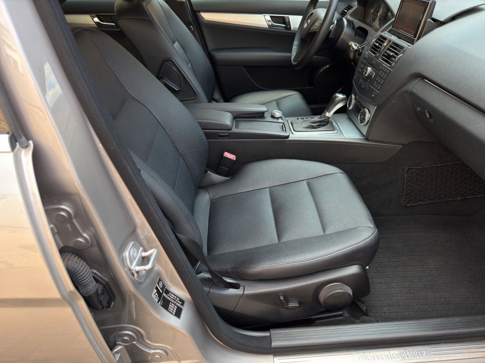 Fahrzeugabbildung Mercedes-Benz C 350 T Avantgarde *2.Hand* *Lückenlos Mercedes*