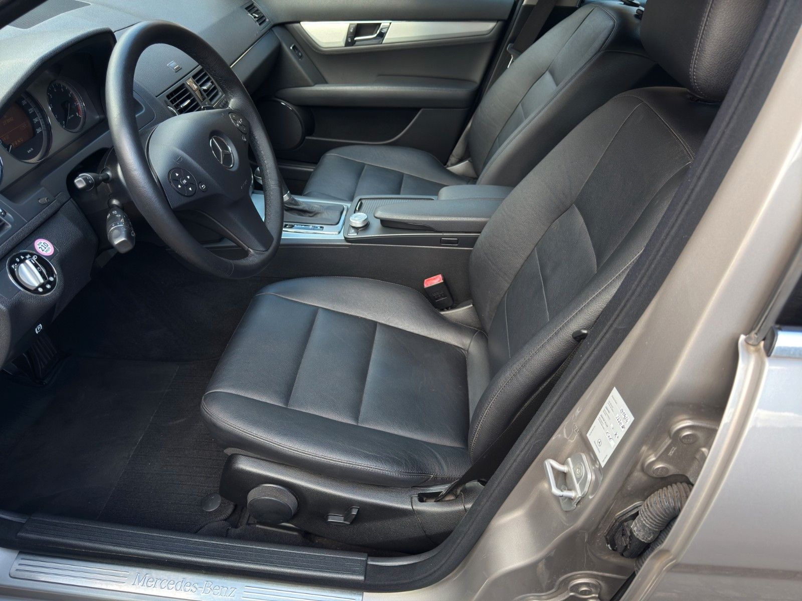 Fahrzeugabbildung Mercedes-Benz C 350 T Avantgarde *2.Hand* *Lückenlos Mercedes*