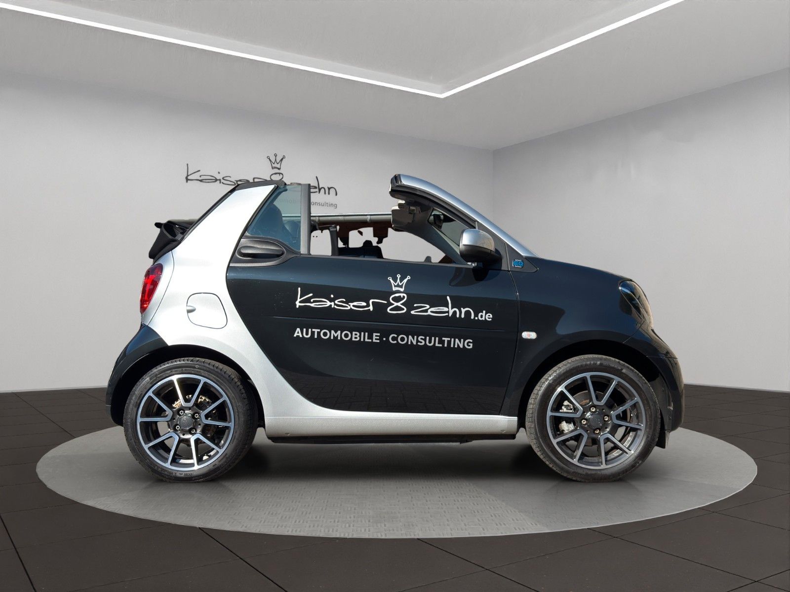 Fahrzeugabbildung Smart ForTwo Cabrio EQ Prime *Leder* *Brabusfelgen*